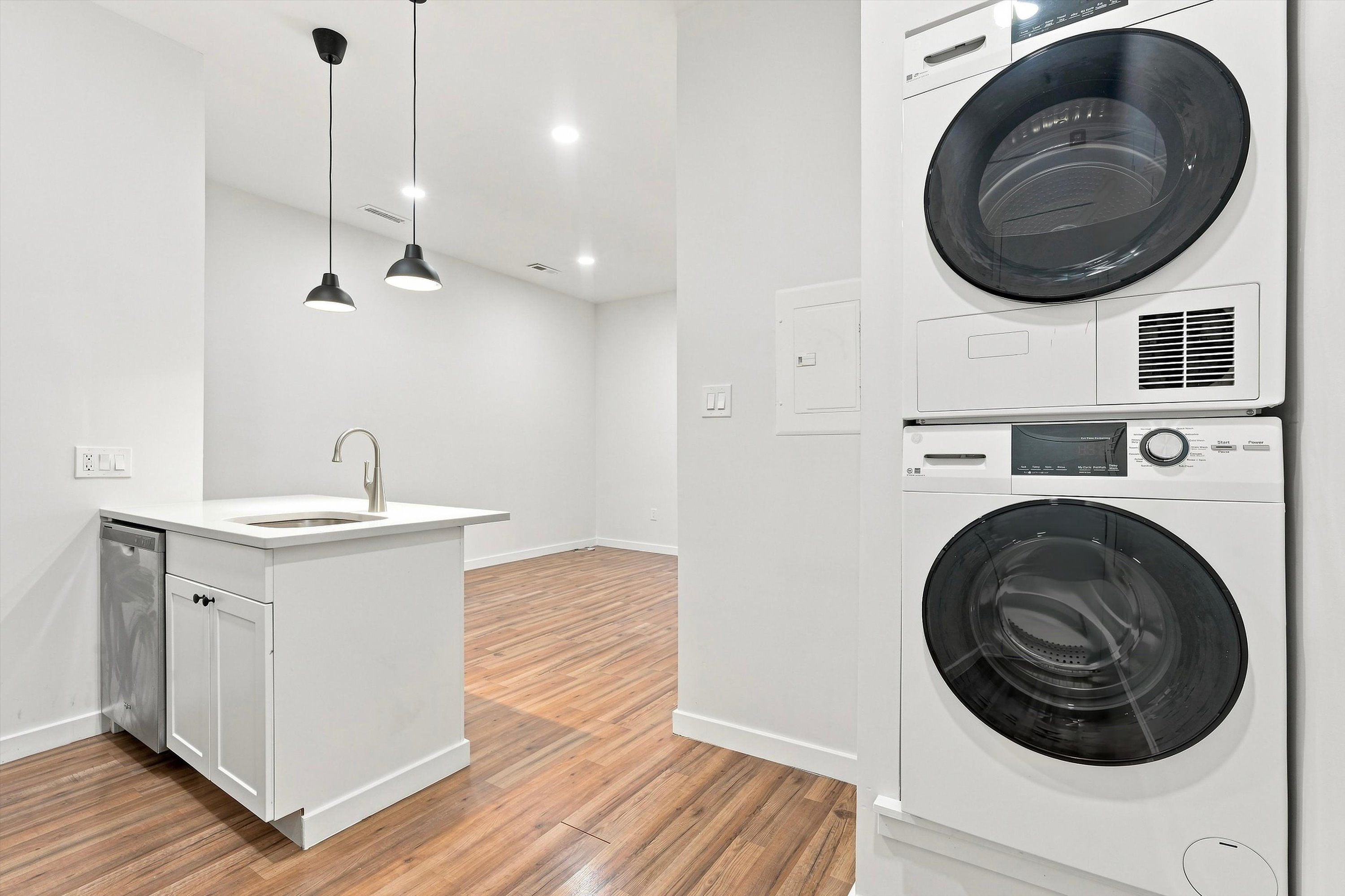 1525 Green St Unit 2F