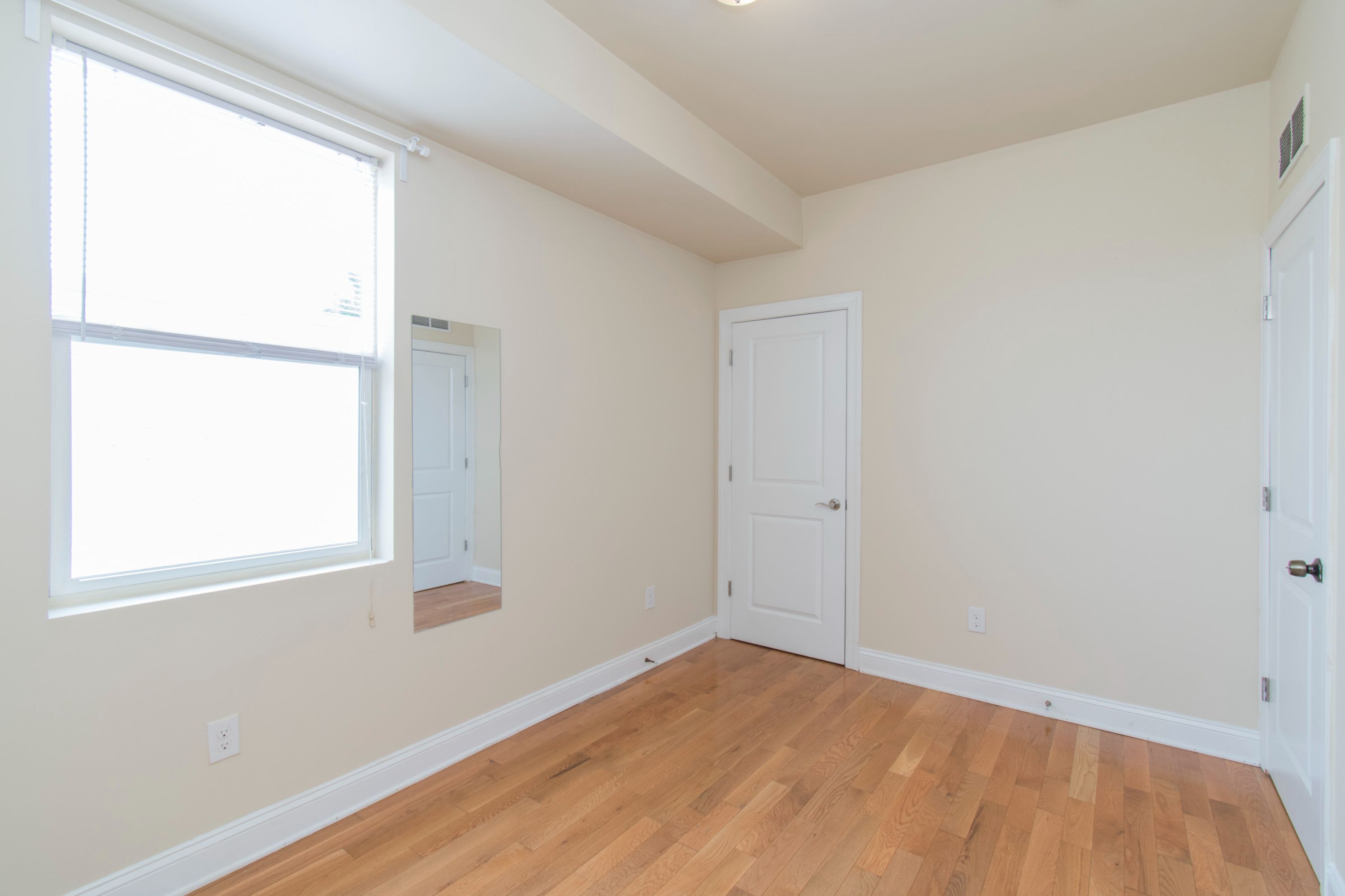 1813 N 18TH ST Unit 2