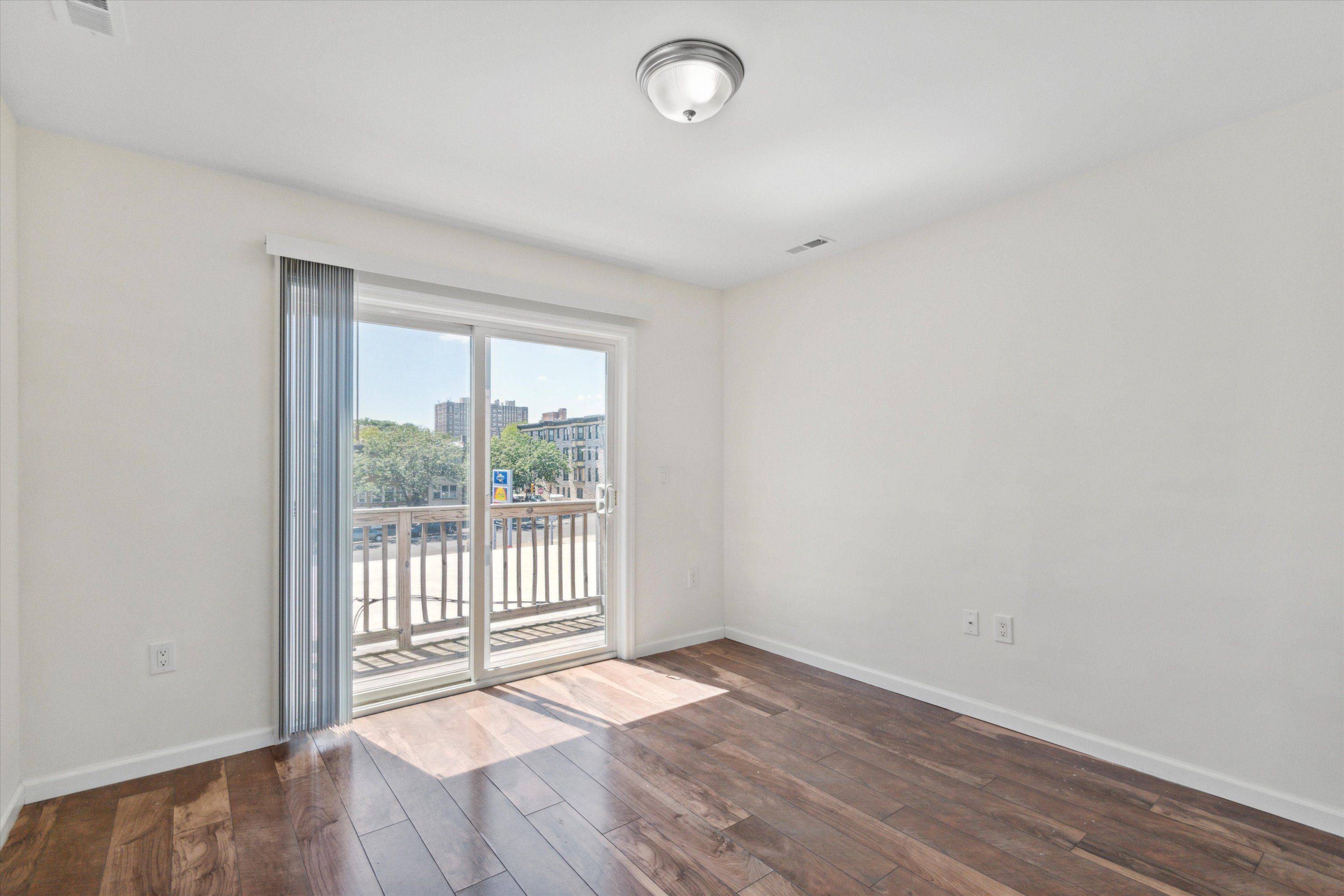4612 Sansom St Unit 3