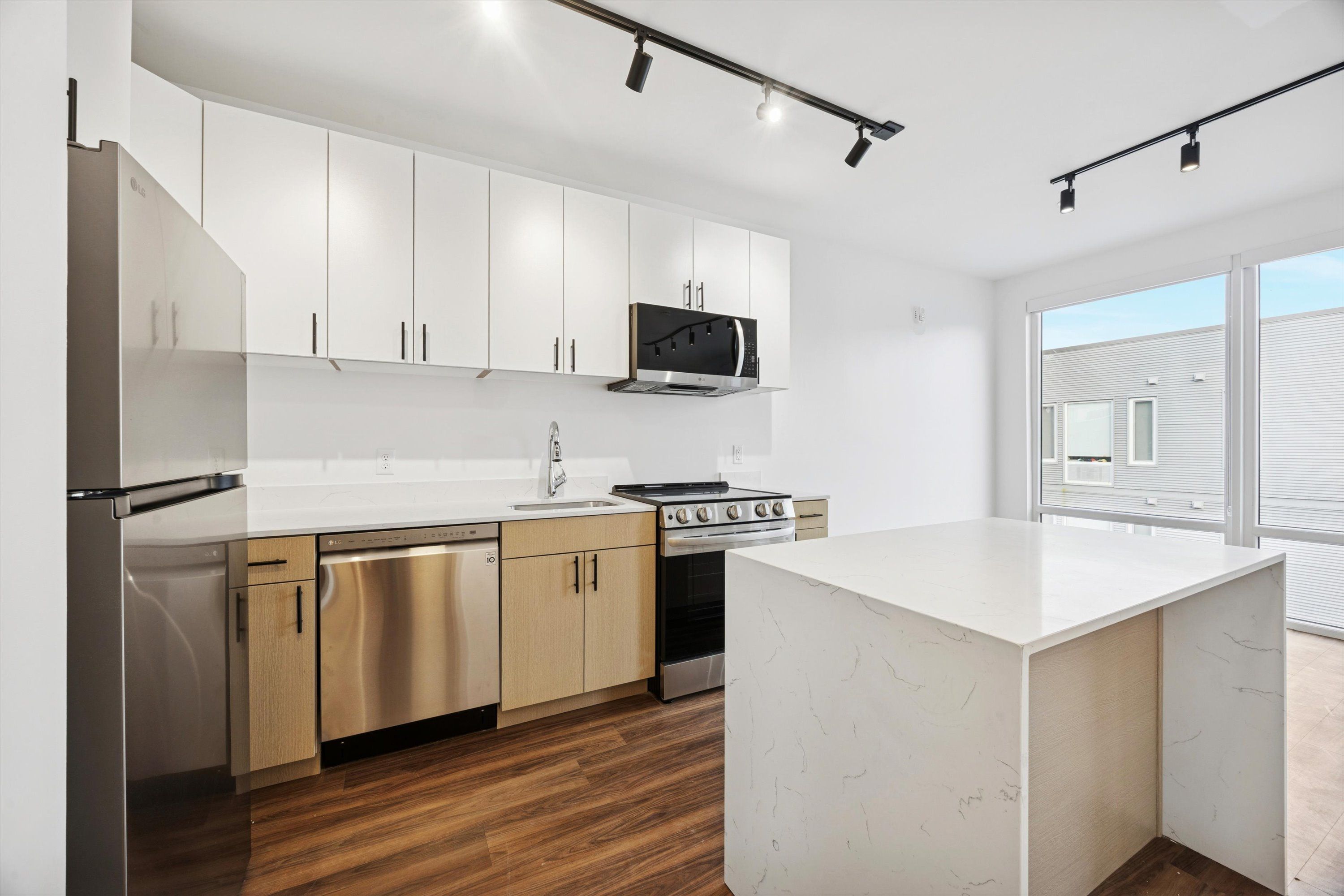 4240 Chestnut St Unit 712