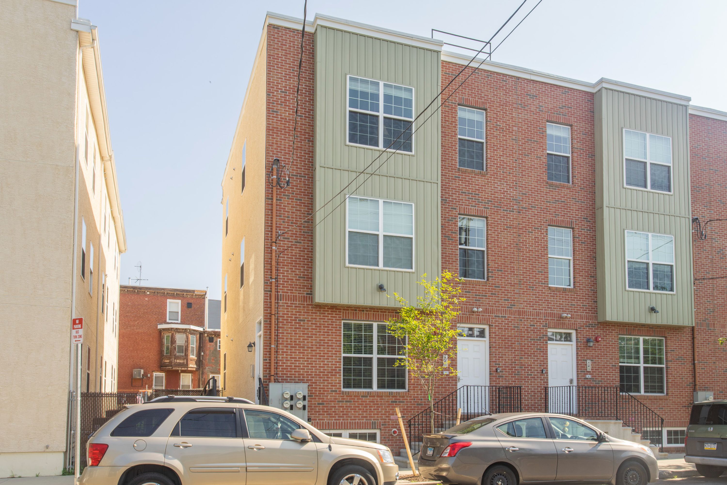 699 W BERKS ST Unit B
