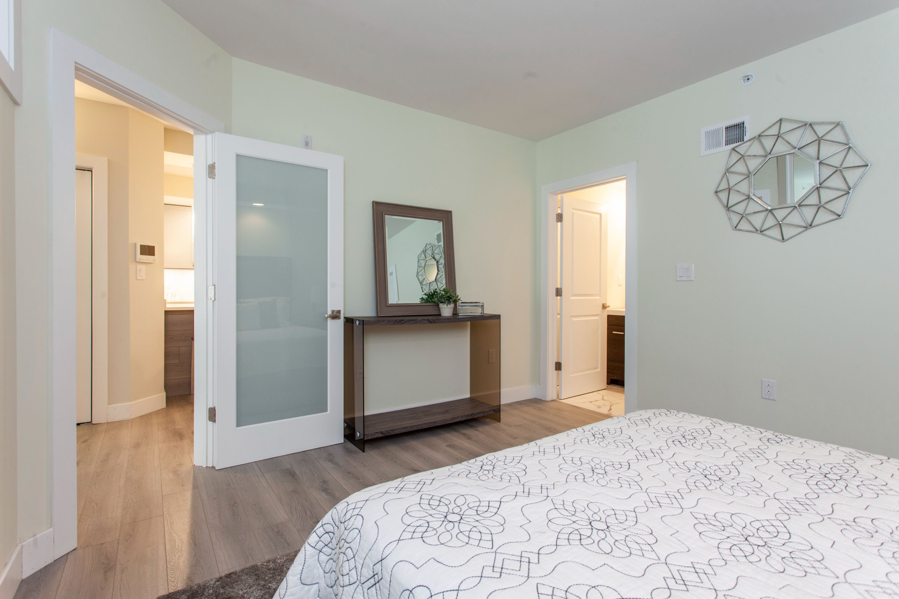1533-39 PARRISH ST Unit 3D