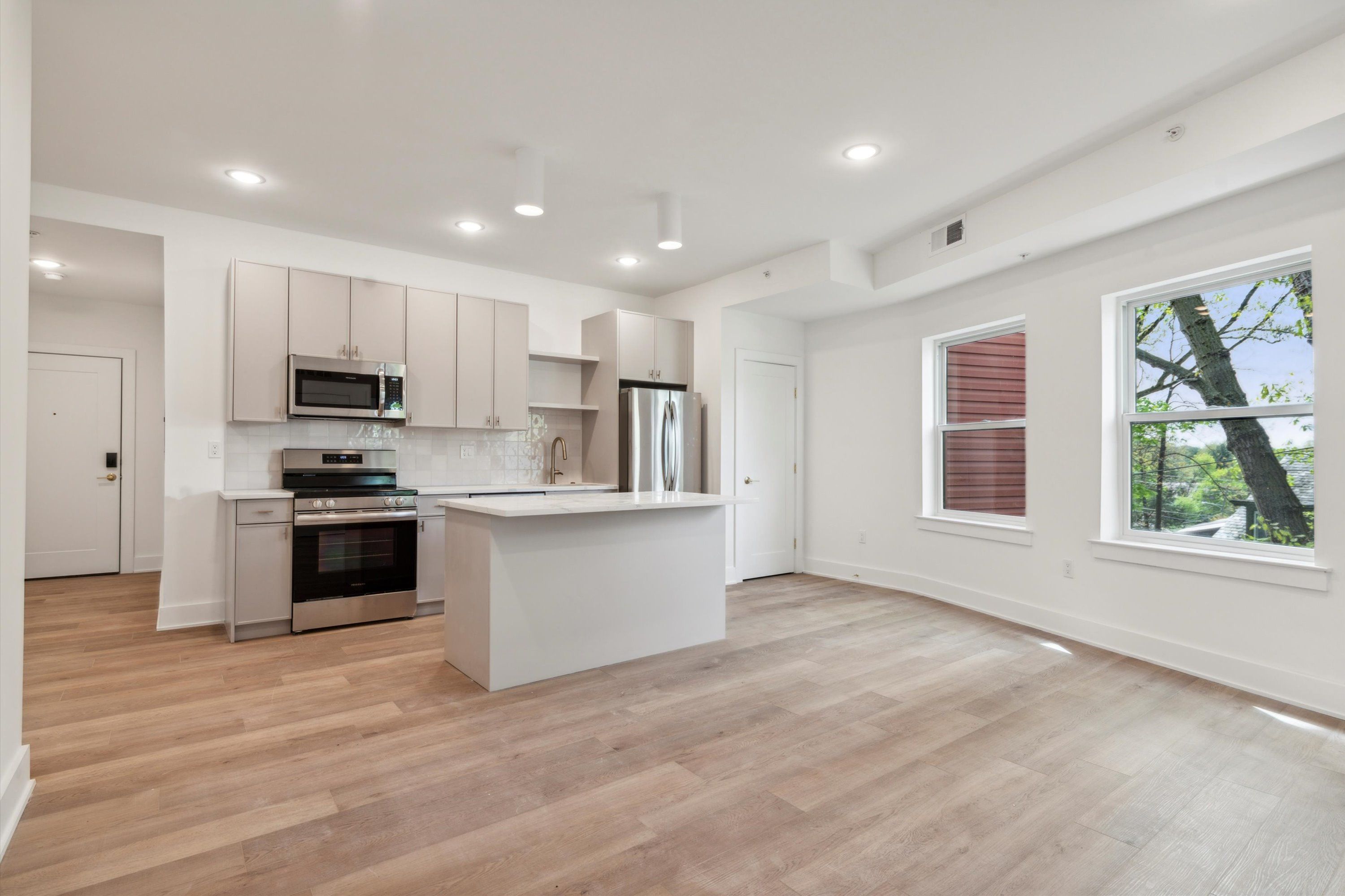 367 W Hortter St Unit 408