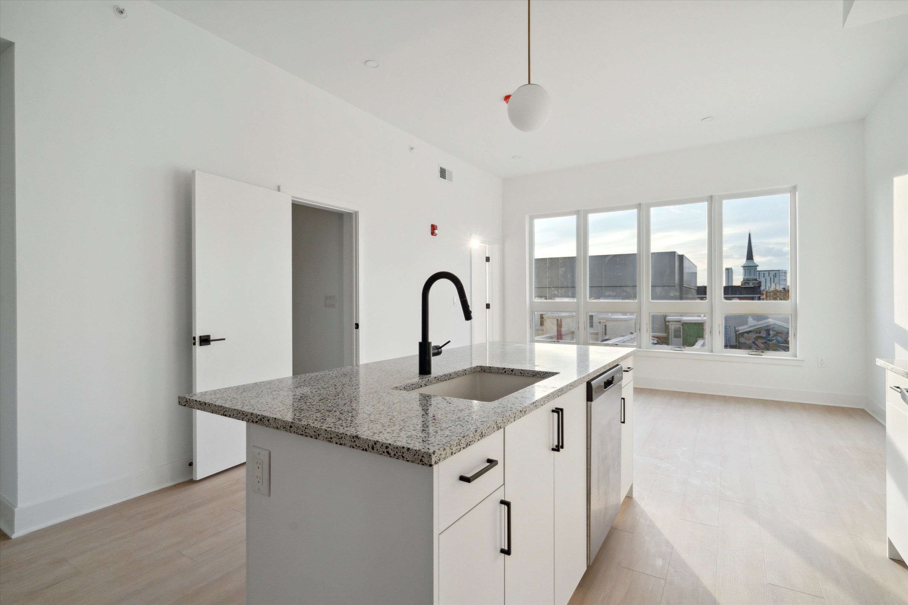 1643 N 2ND ST Unit 402