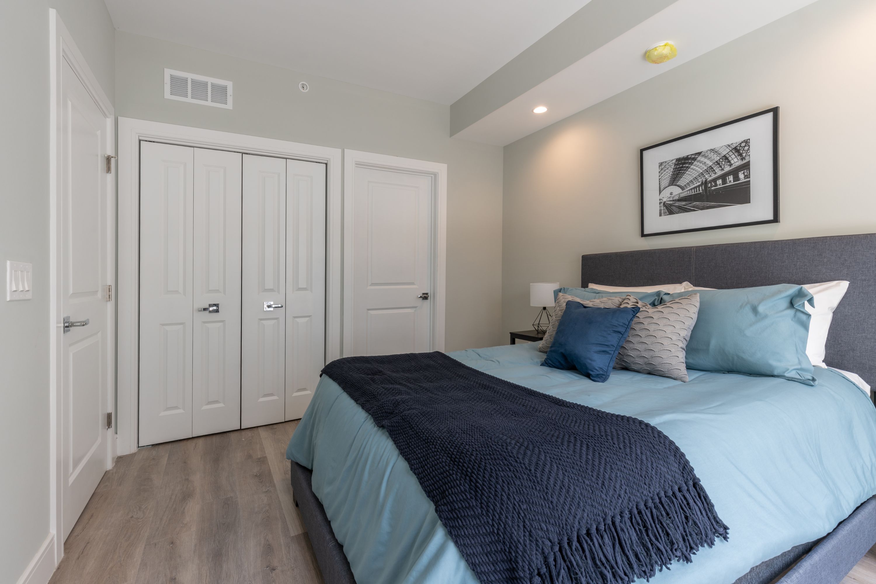 1222 N Marshall ST Unit 403