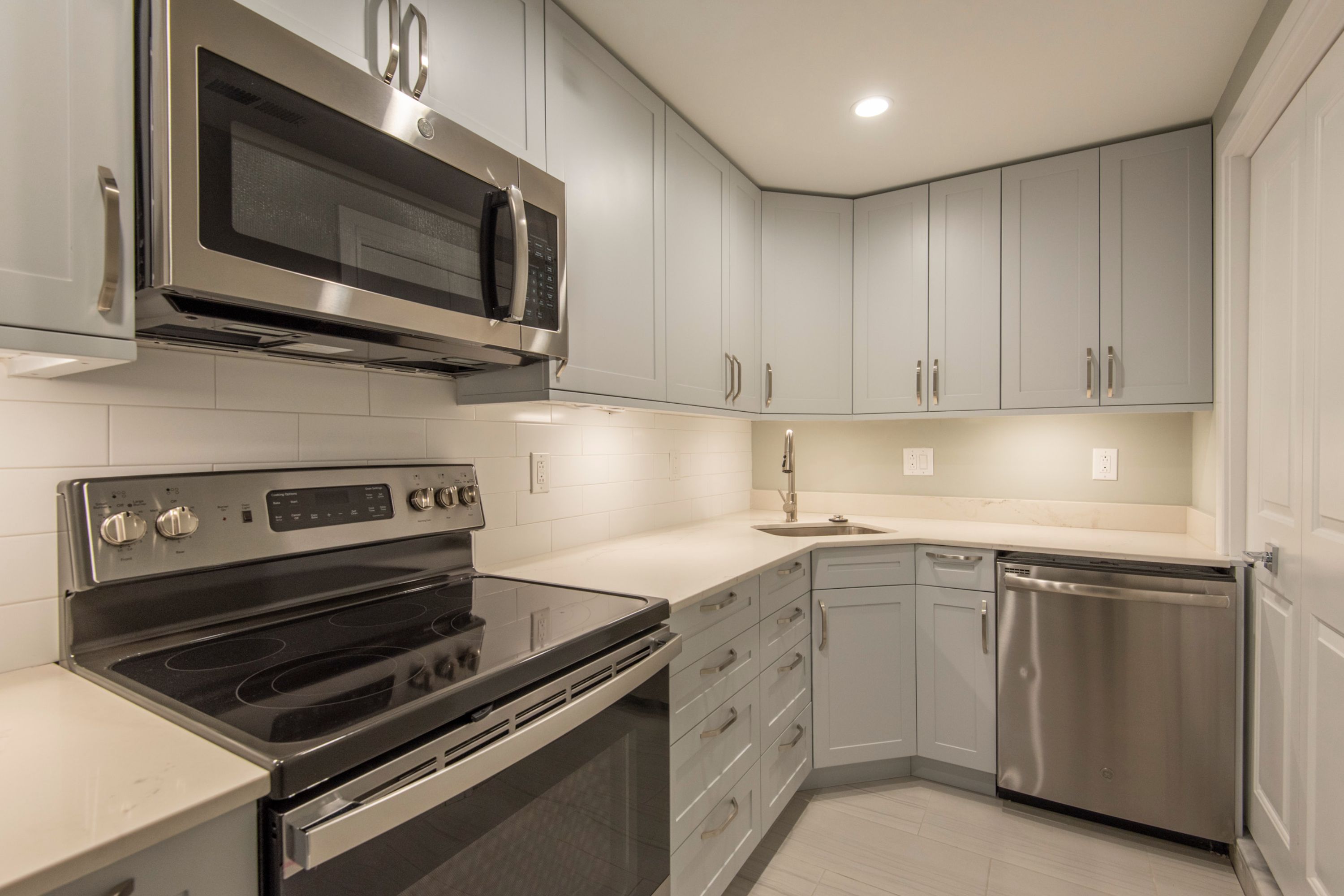 1133 E COLUMBIA AVE Unit 504