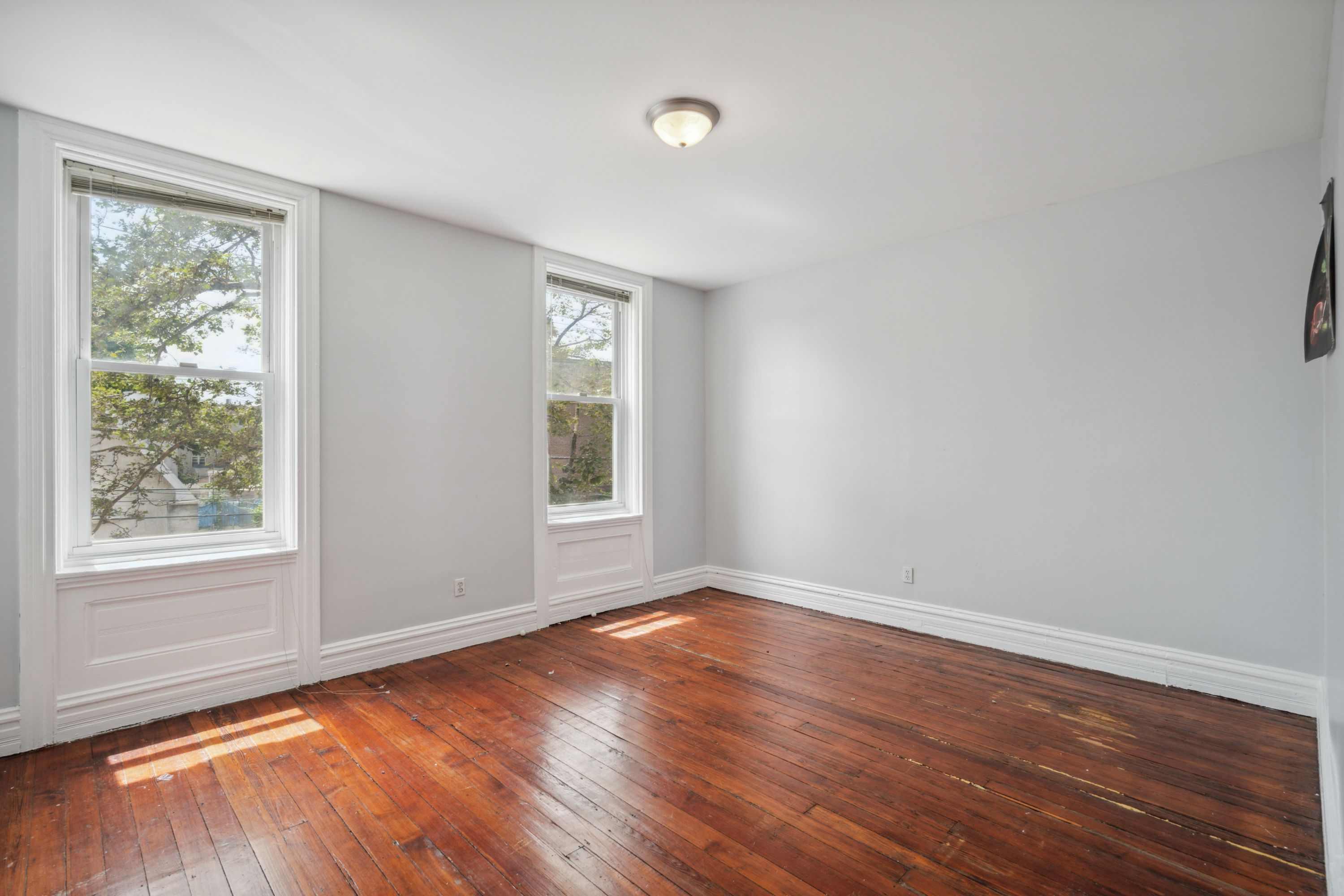 1729 W MONTGOMERY AVE Unit 2