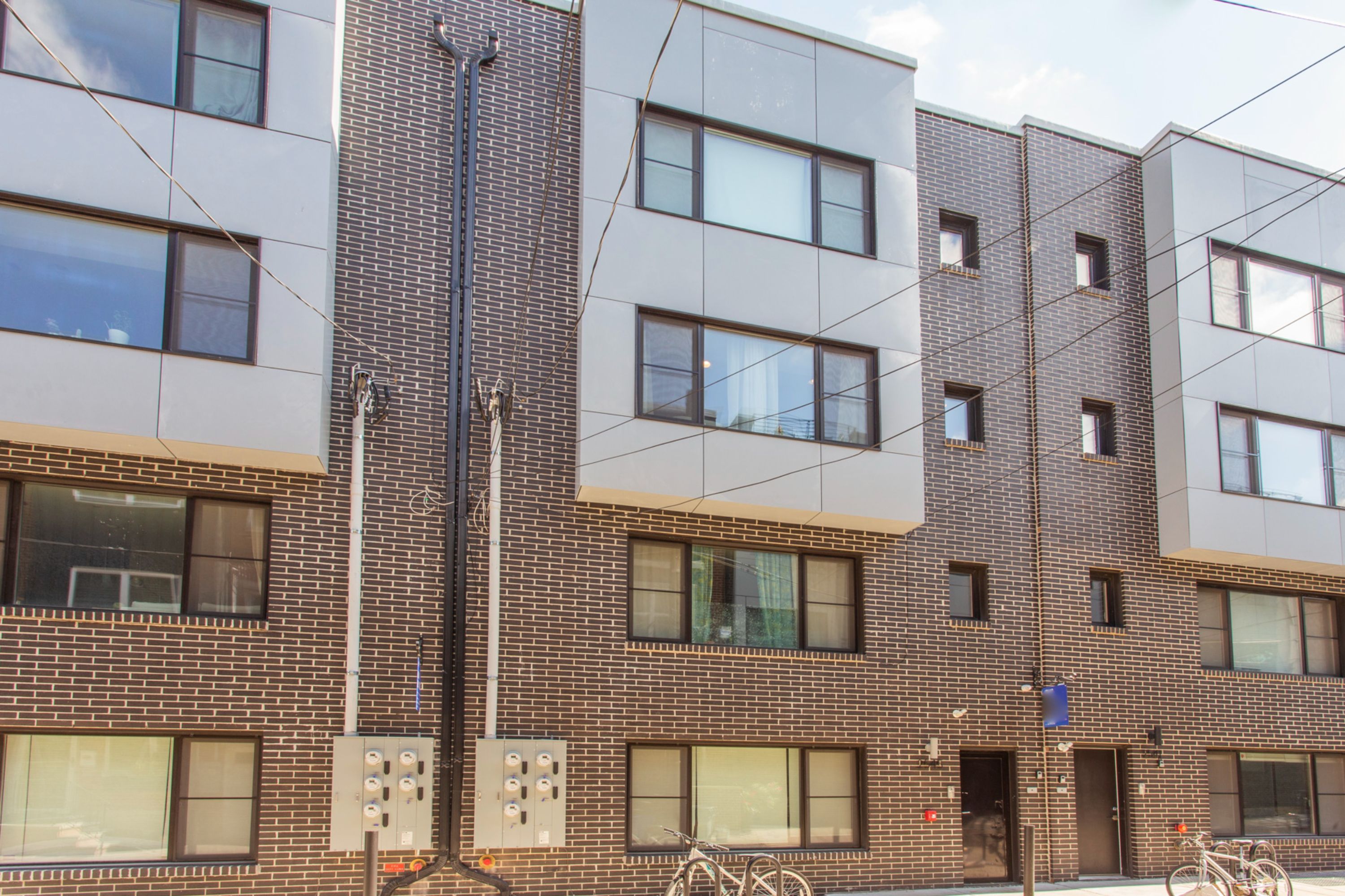 2545-47 MONTROSE ST Unit D