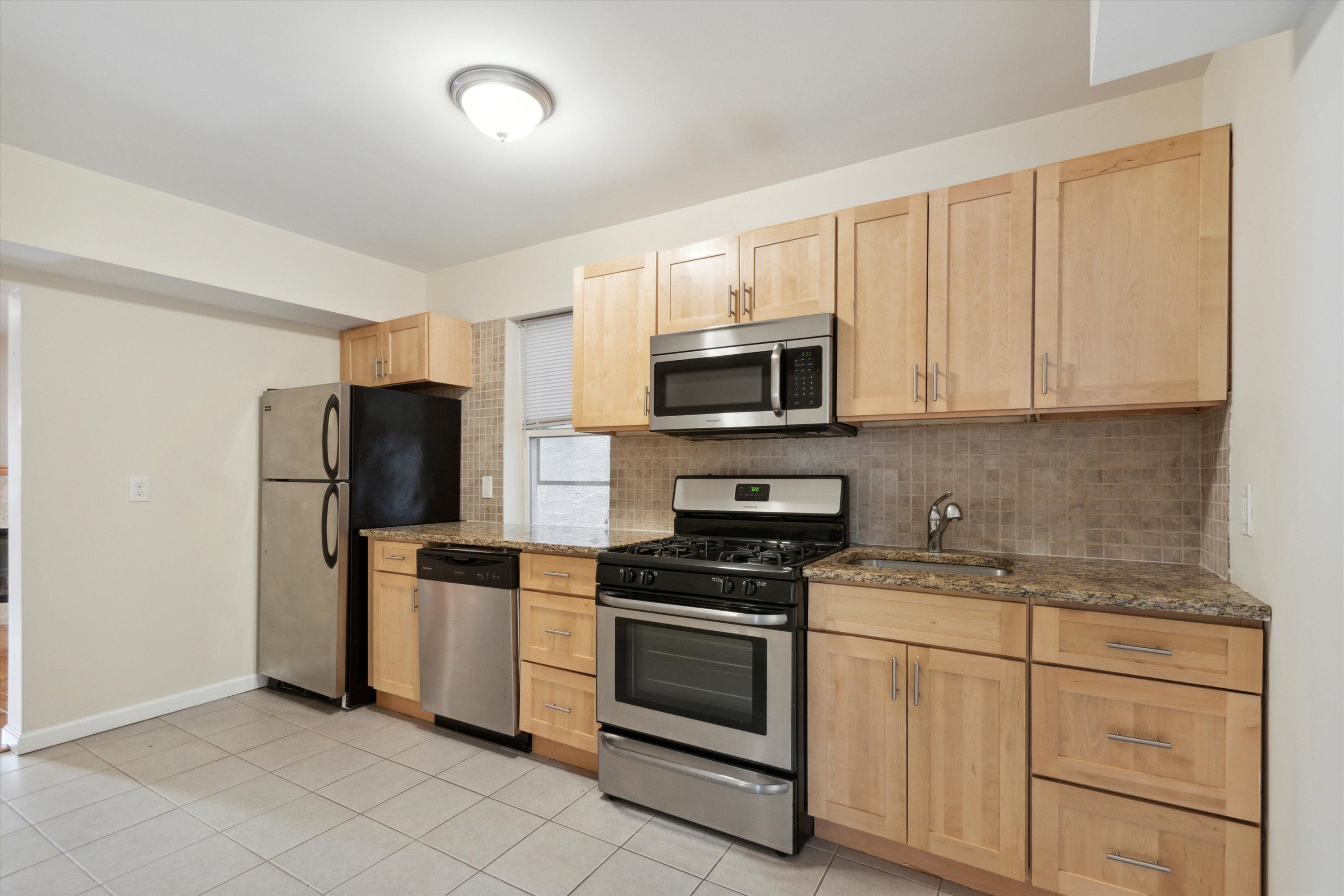 16-18 Spring St Unit 1