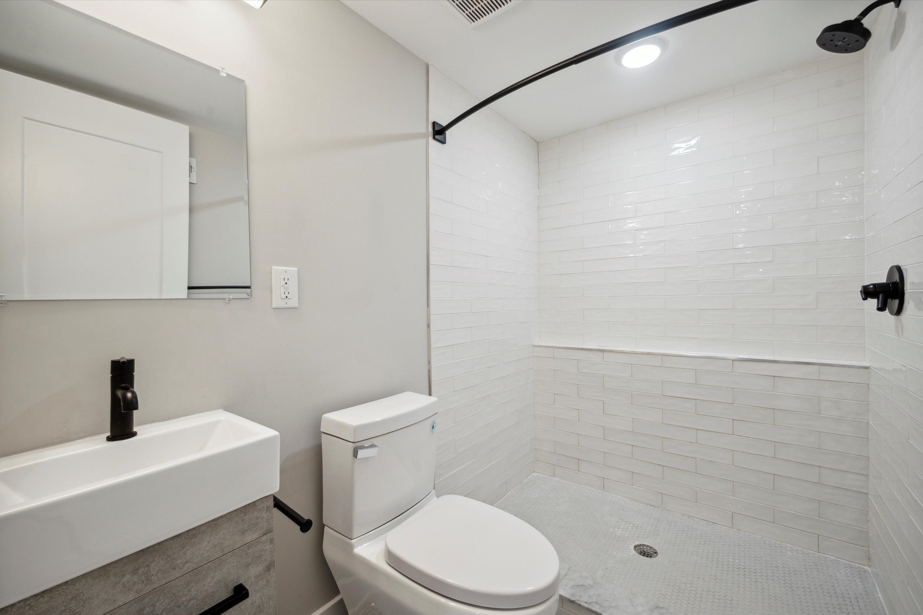 1511 N 17TH ST Unit 1R