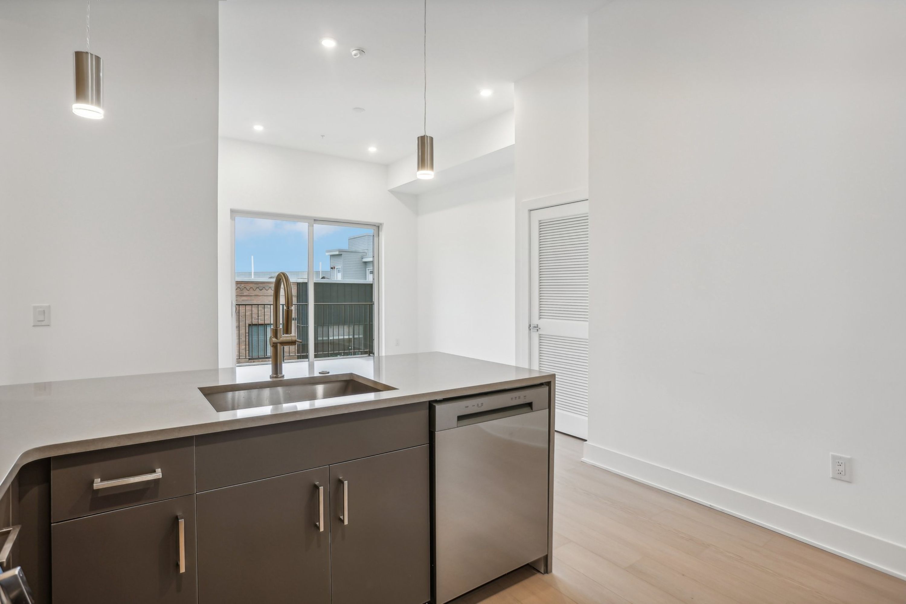 1731 Tilghman St Unit 306