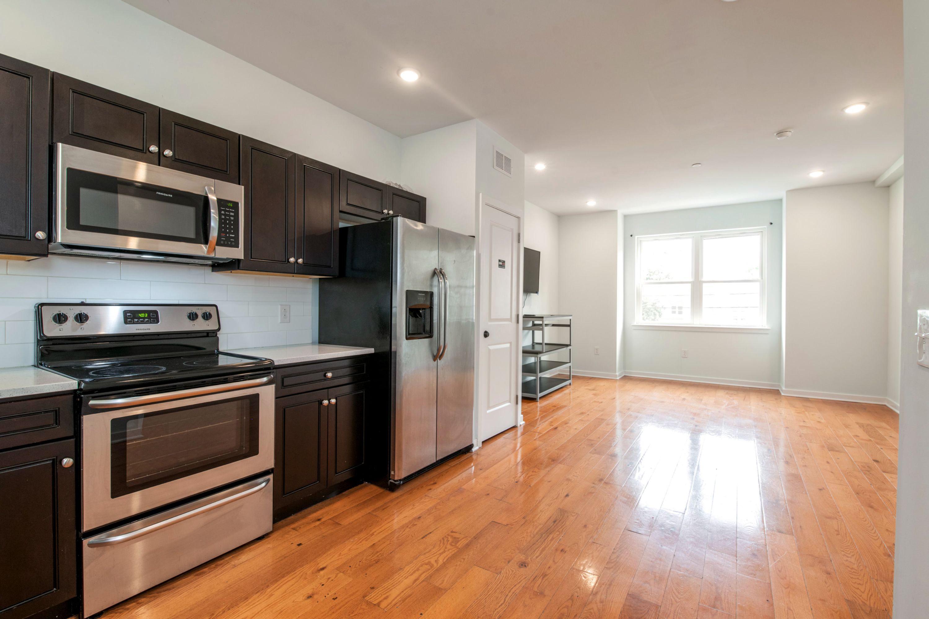 1517 SEYBERT ST Unit 2