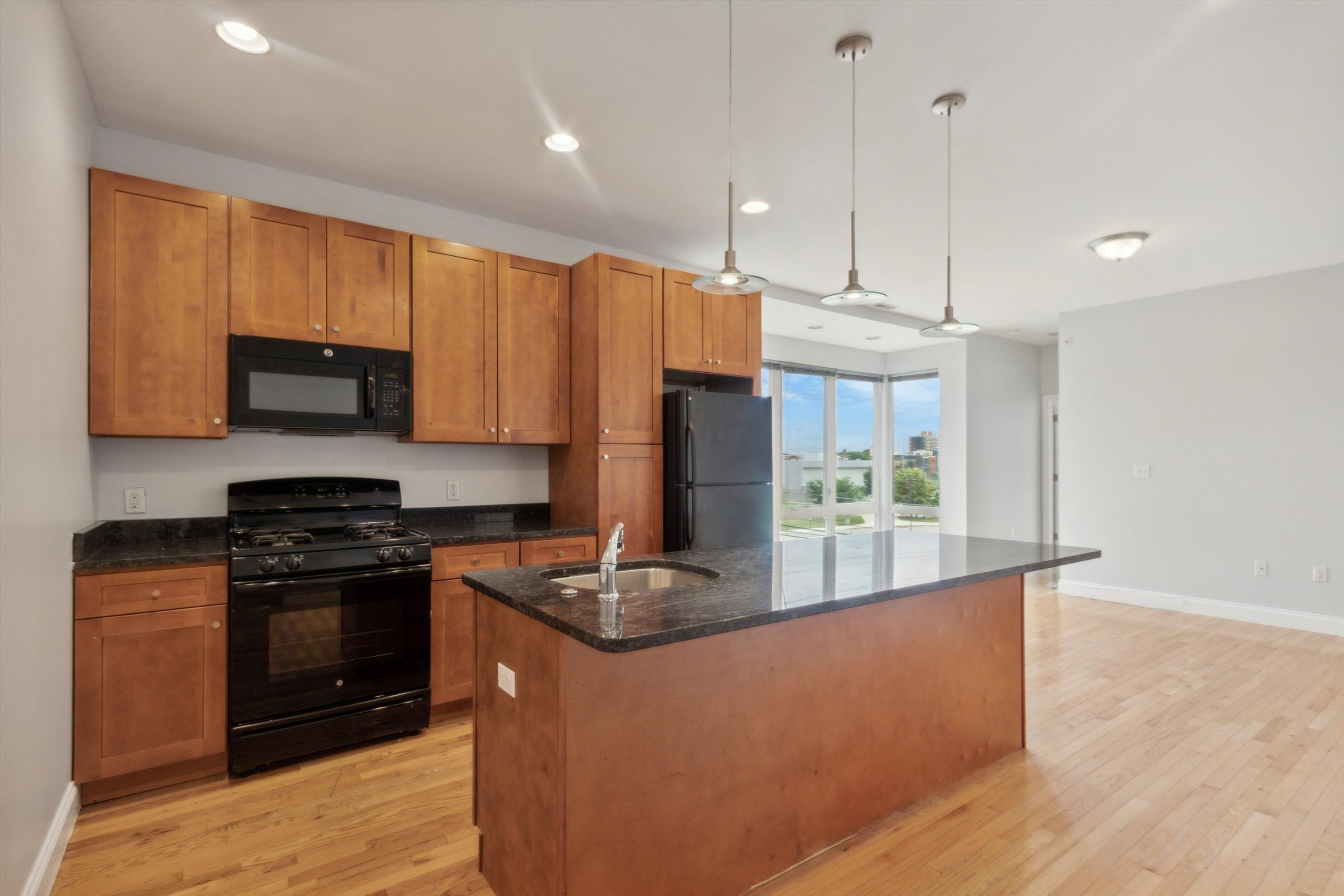 1856 N 17TH ST Unit 3
