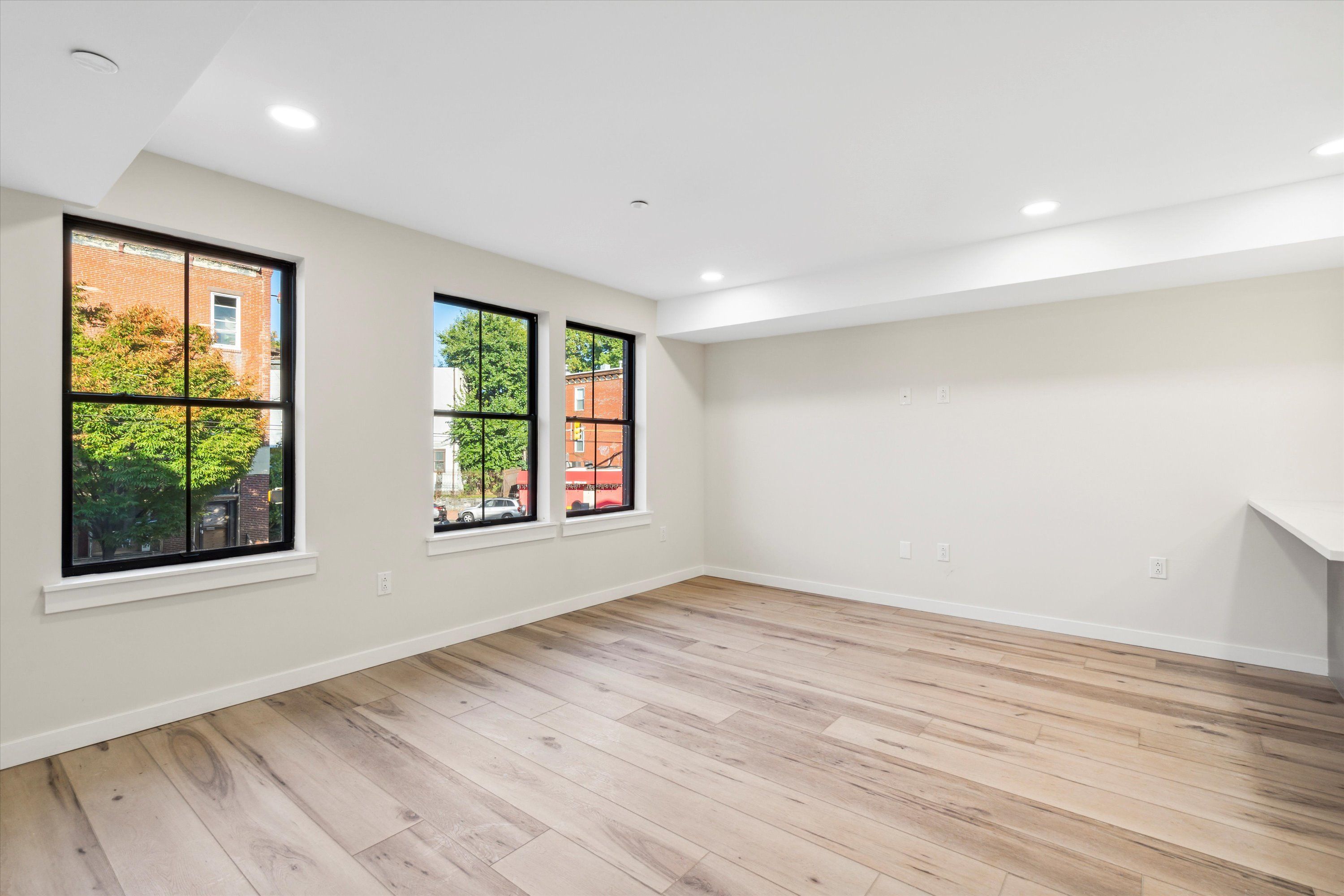 3804 Lancaster Ave Unit 203
