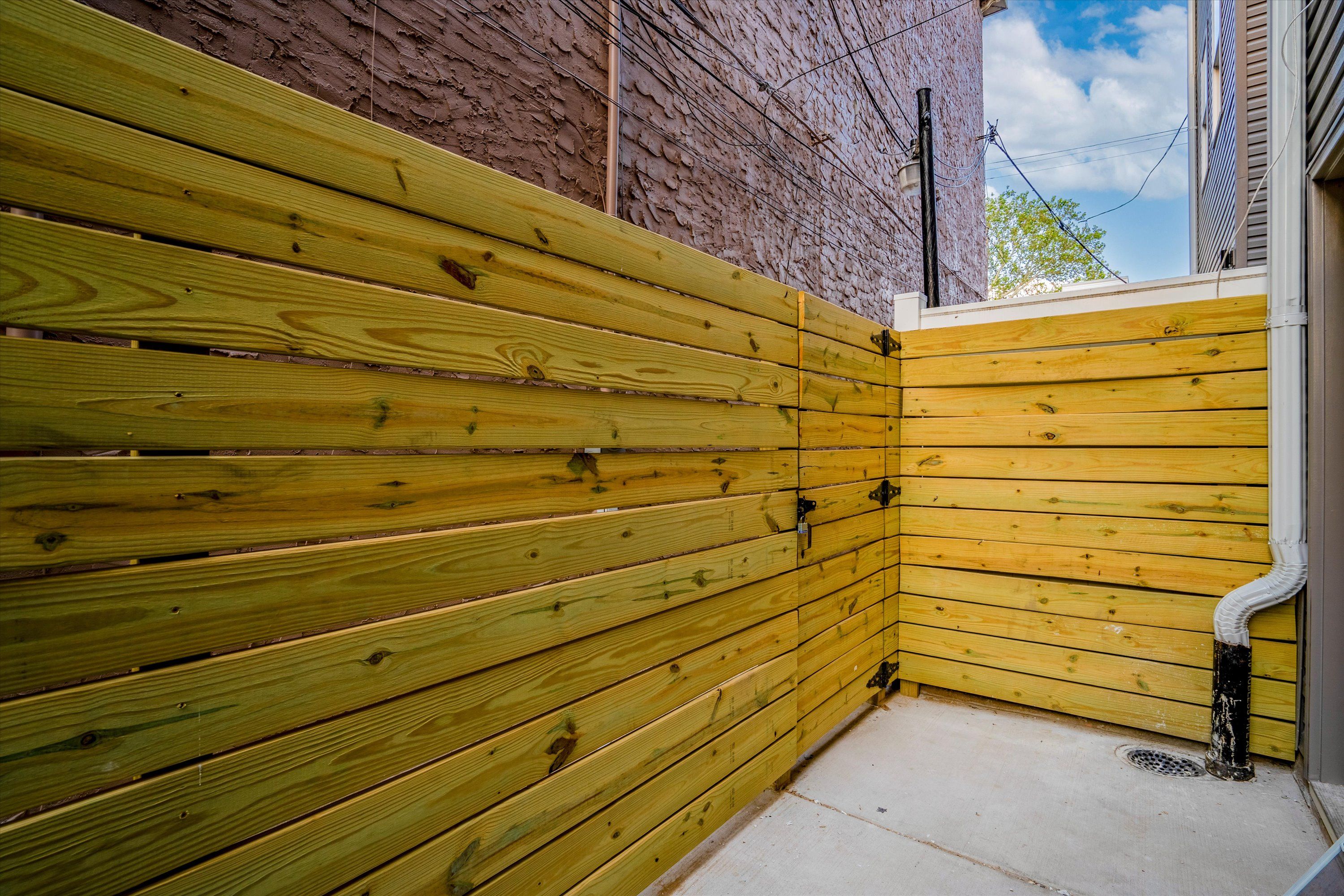 1705 SEYBERT ST Unit 1