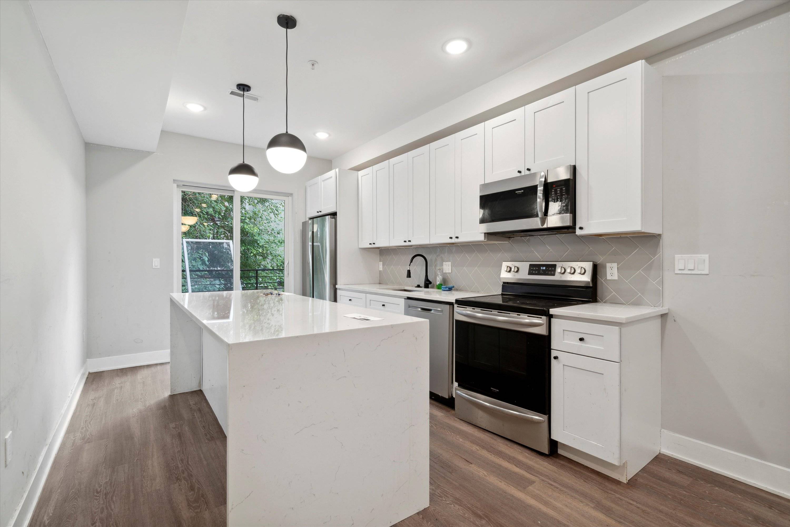 1618 N Sydenham St Unit B