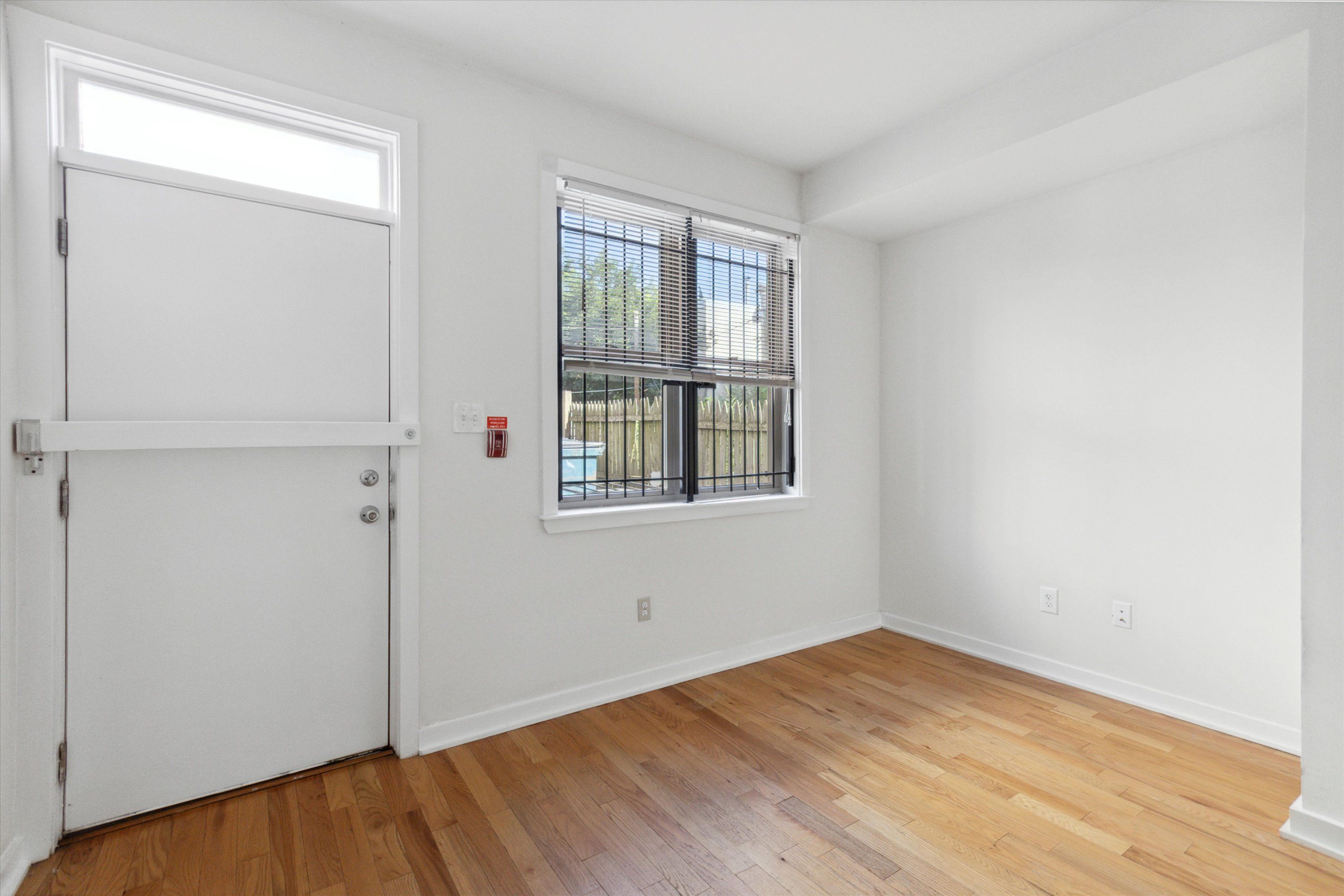 2025 N 17th ST Unit 002
