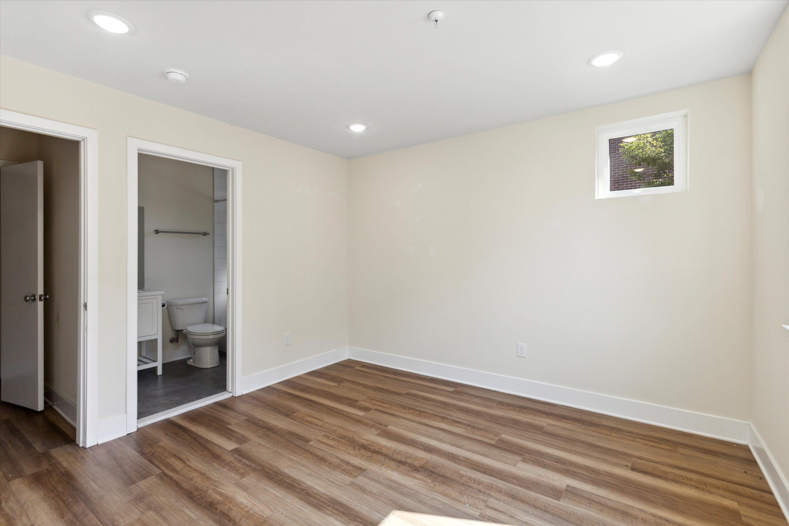 1519 N Sydenham St Unit B