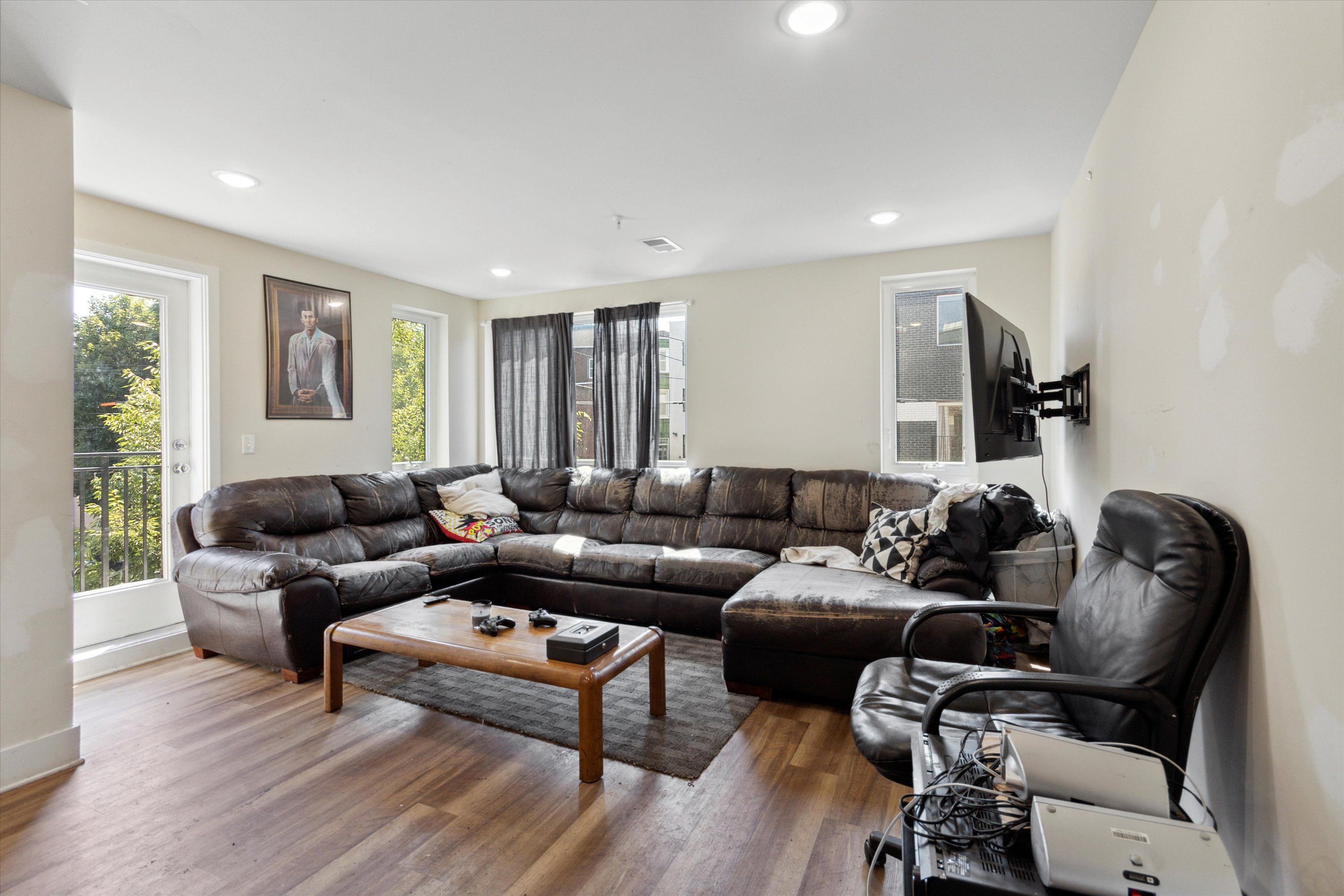 1519 N Sydenham St Unit B