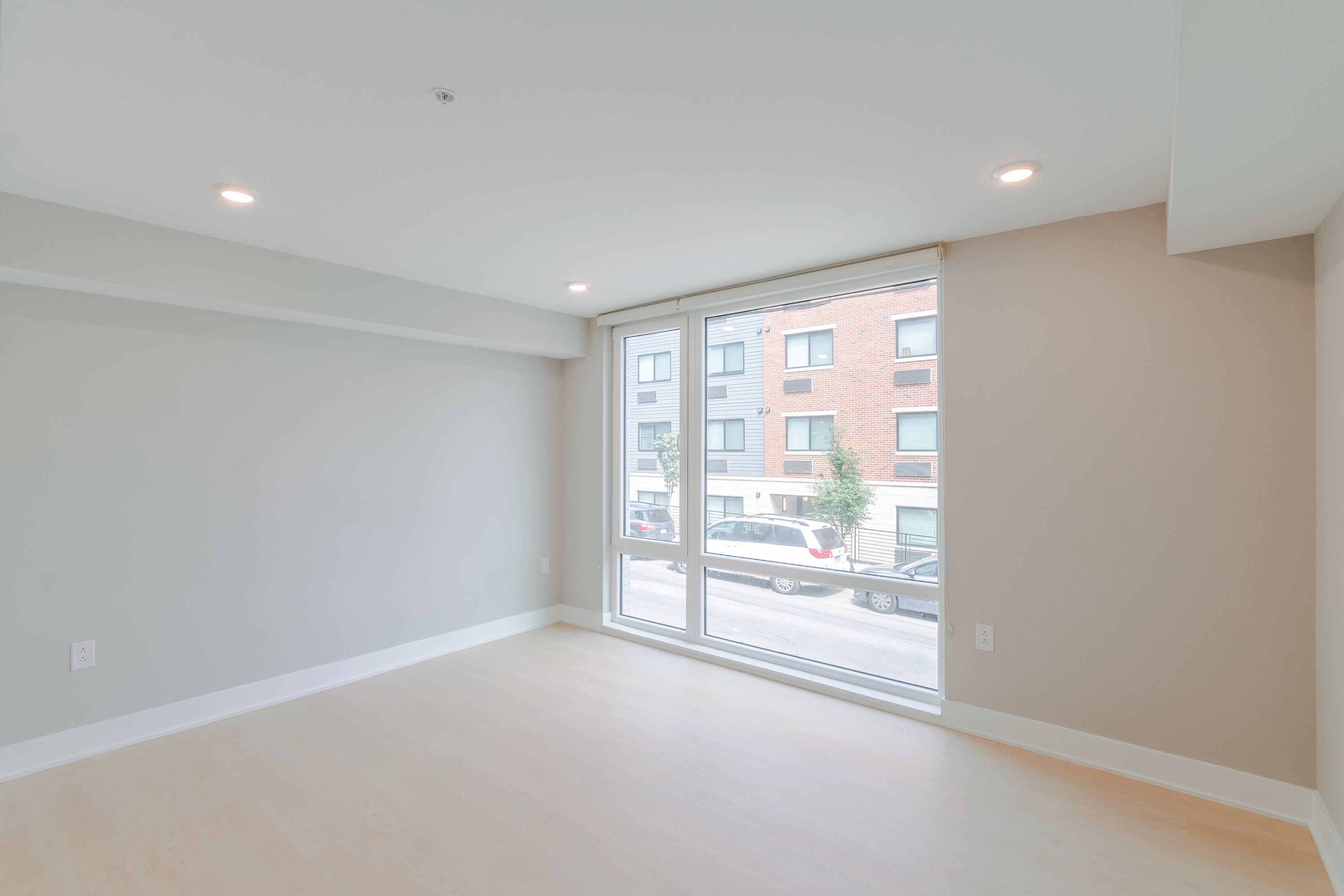 6604 Ridge Avenue Unit 305