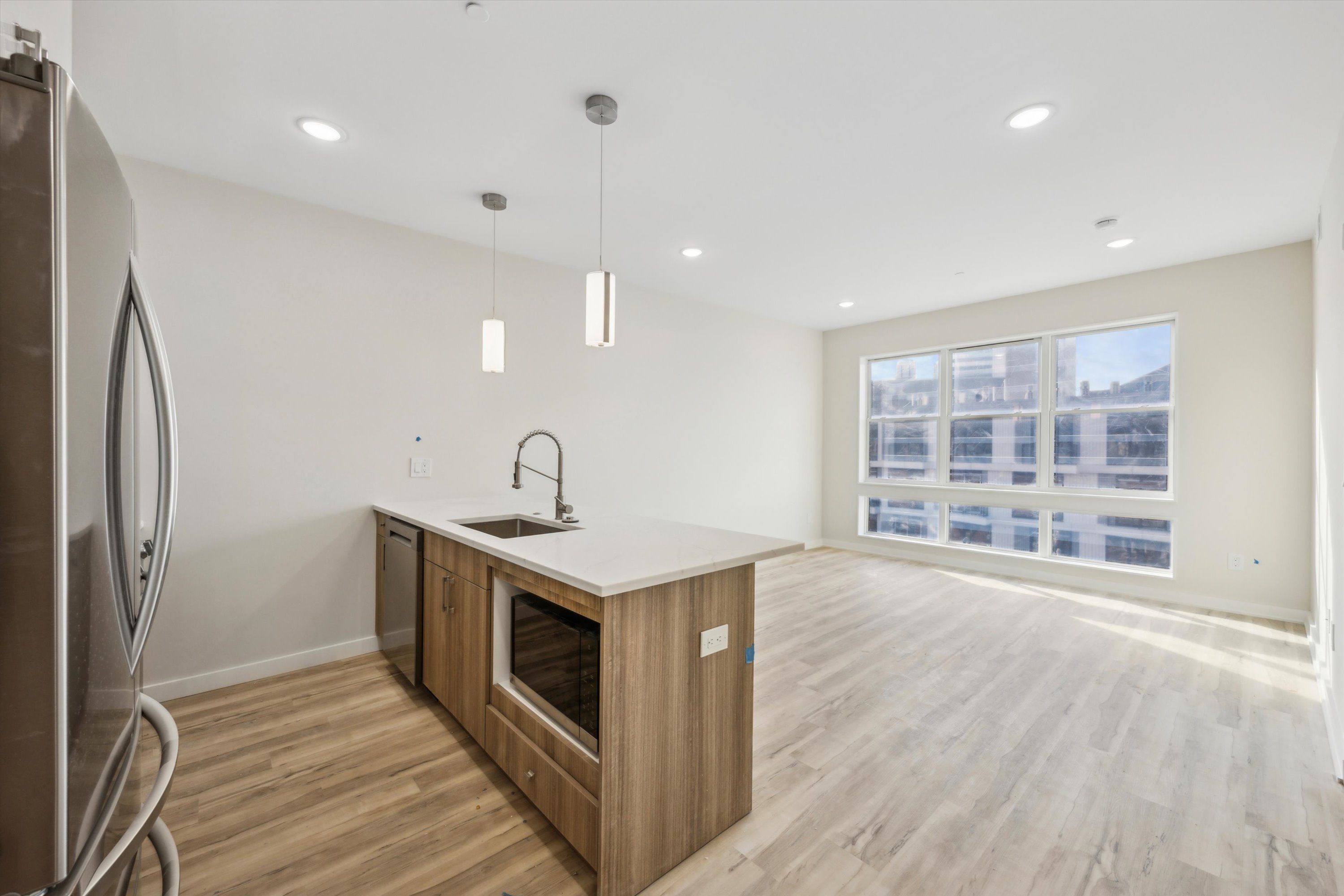3729 LANCASTER AVE Unit 301
