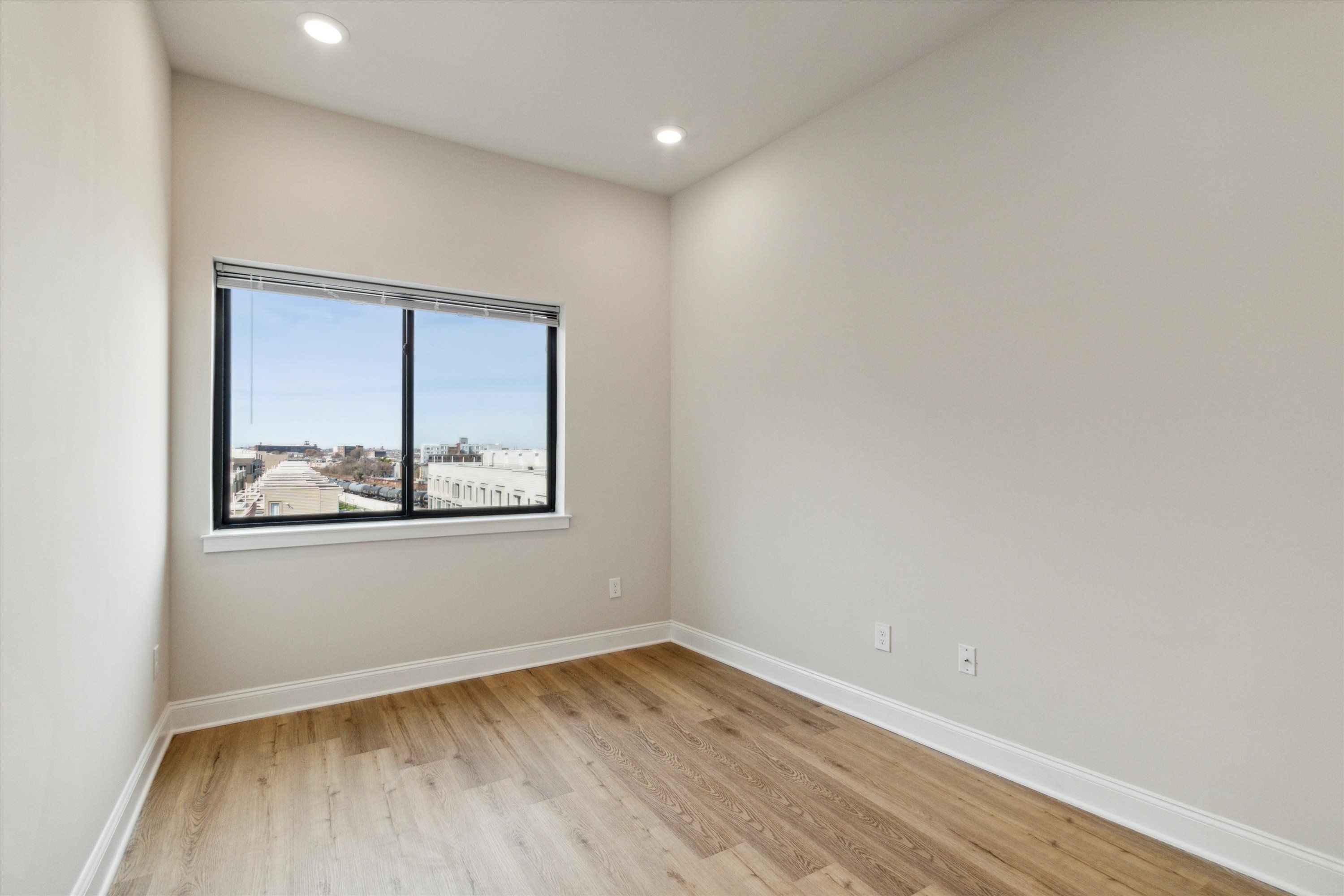 2157 E LEHIGH AVE Unit 502