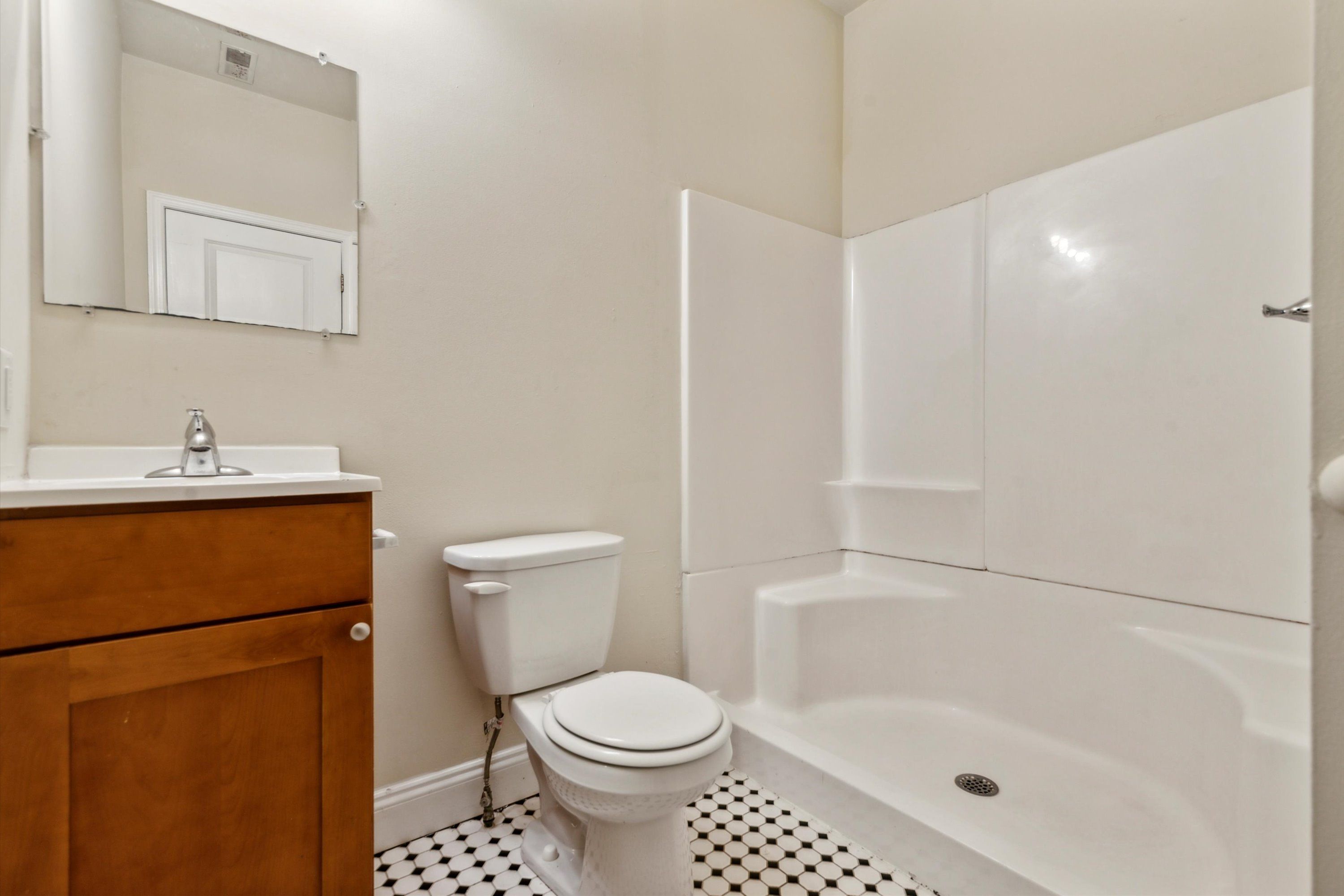 1705 ARLINGTON ST Unit B