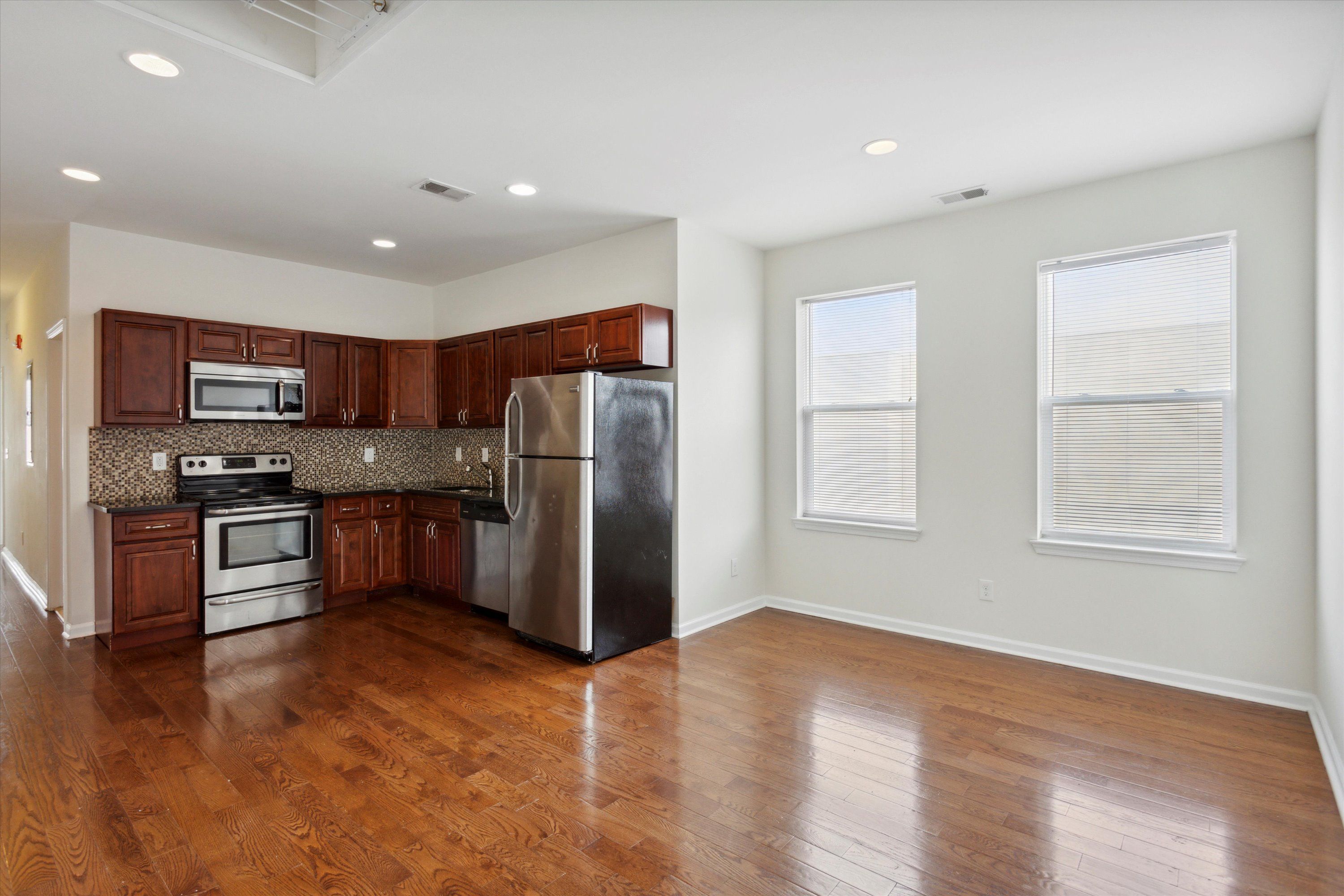 1811 W BERKS ST Unit C