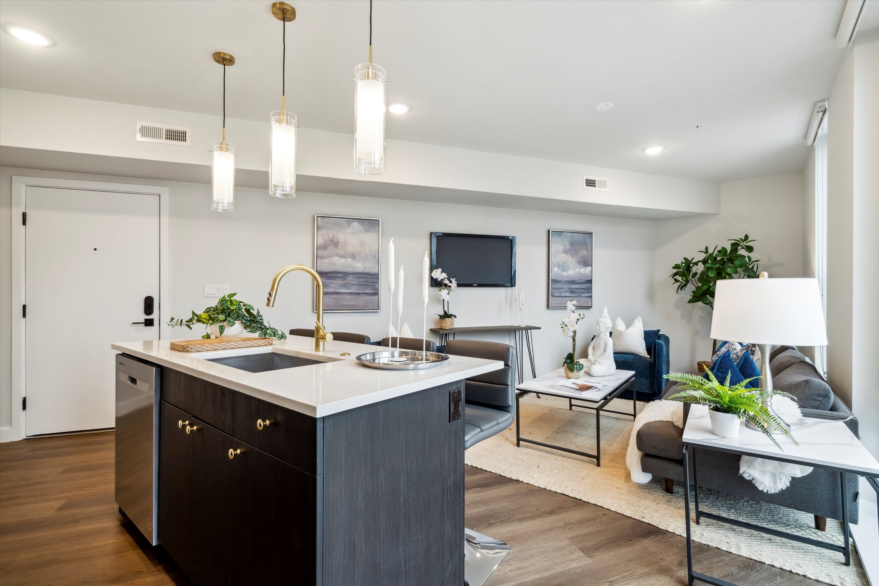 1102 GERMANTOWN AVENUE Unit 209