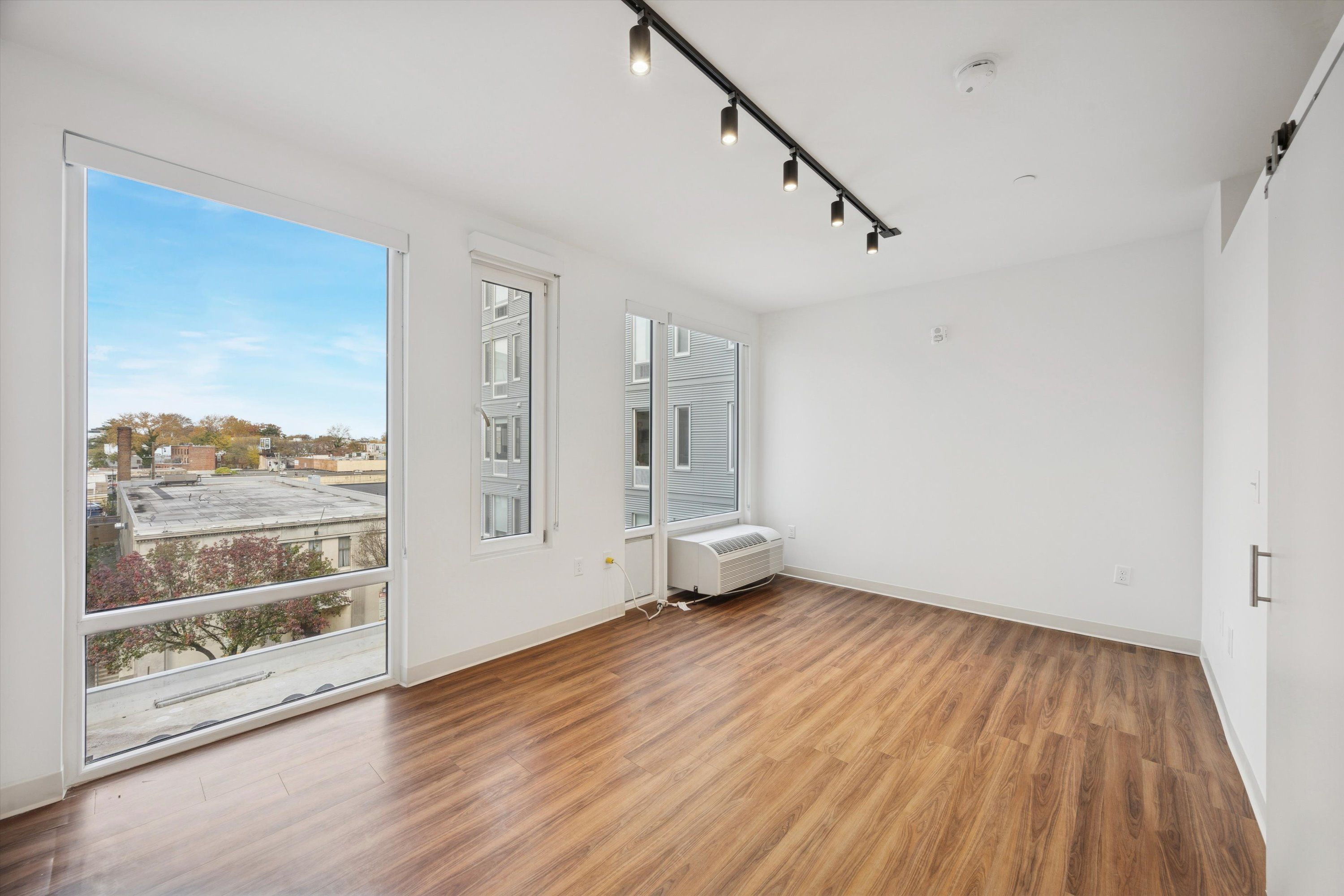 4240 Chestnut St Unit 712