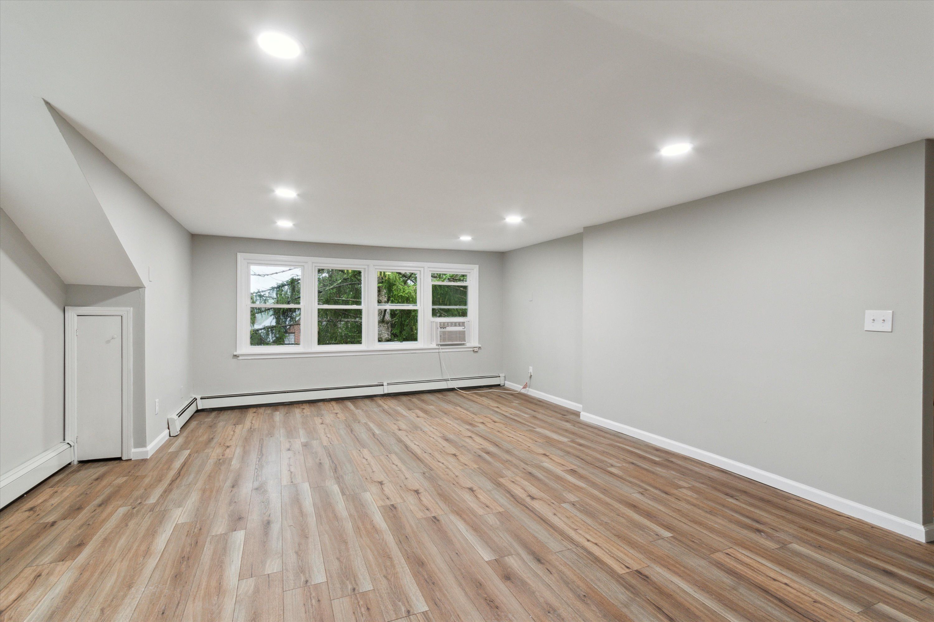 291-293 Nassau St Unit 5