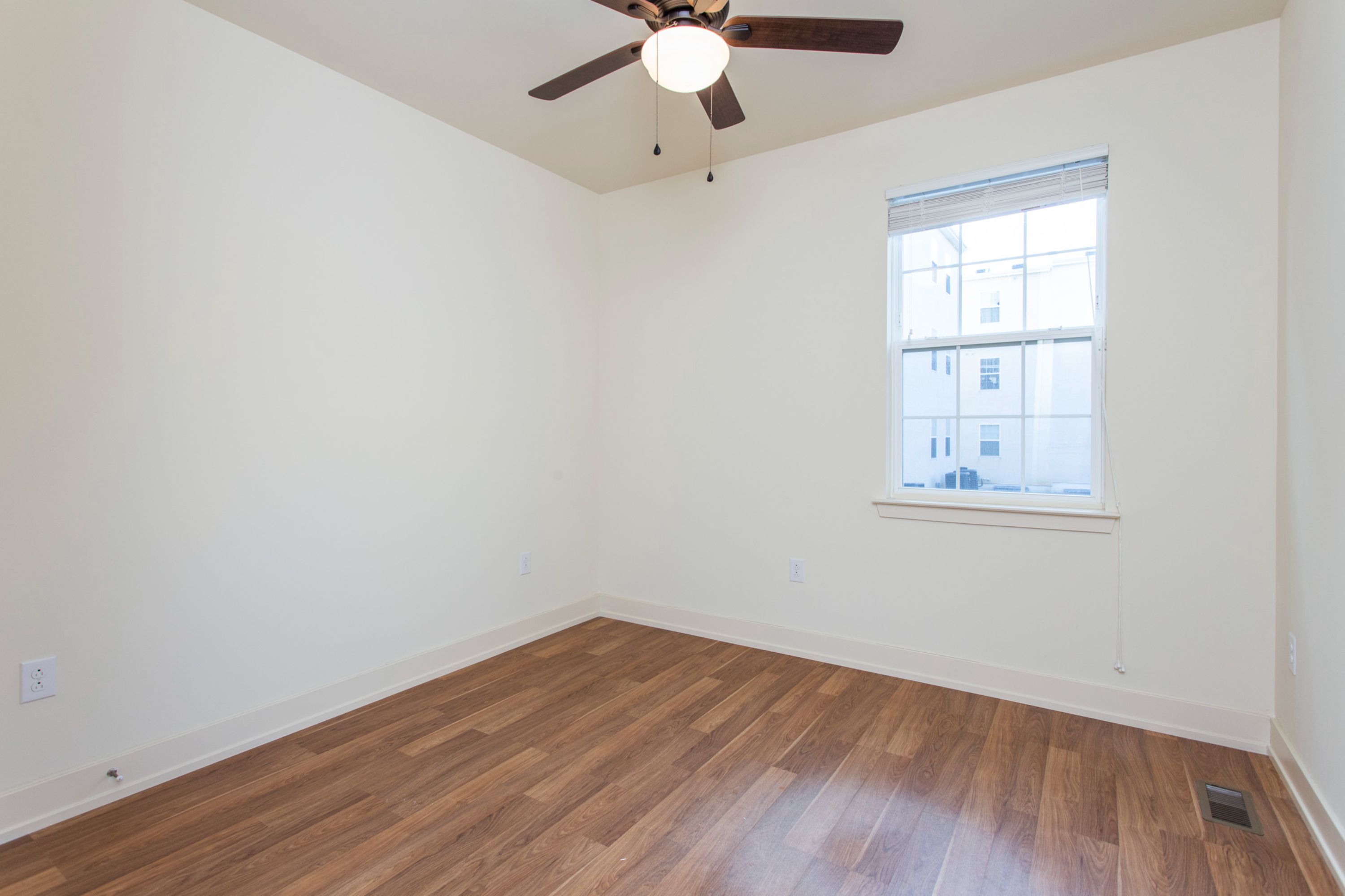 697 W BERKS ST Unit 1
