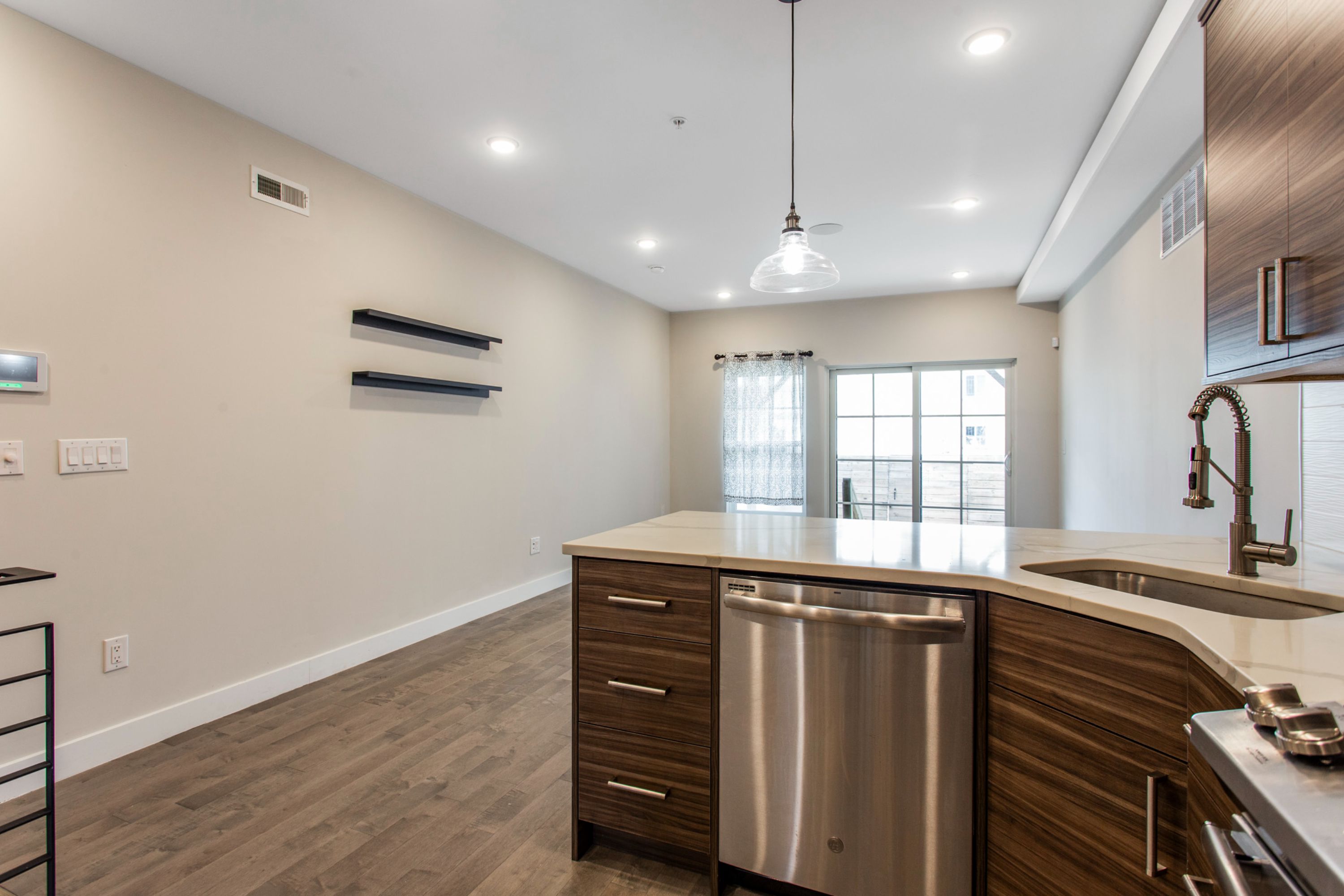 2647 FEDERAL ST Unit 1