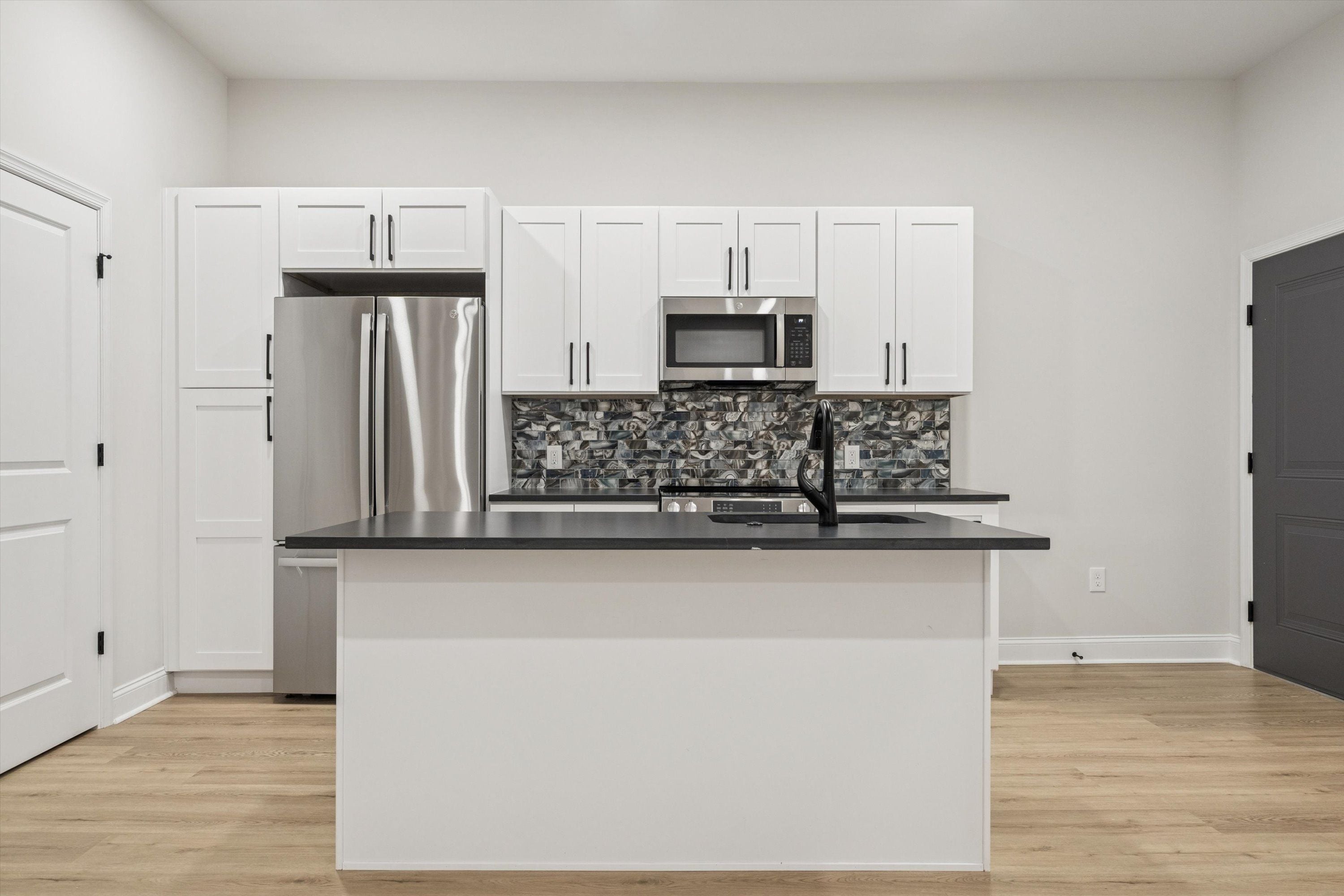 2153 E LEHIGH AVE Unit 414