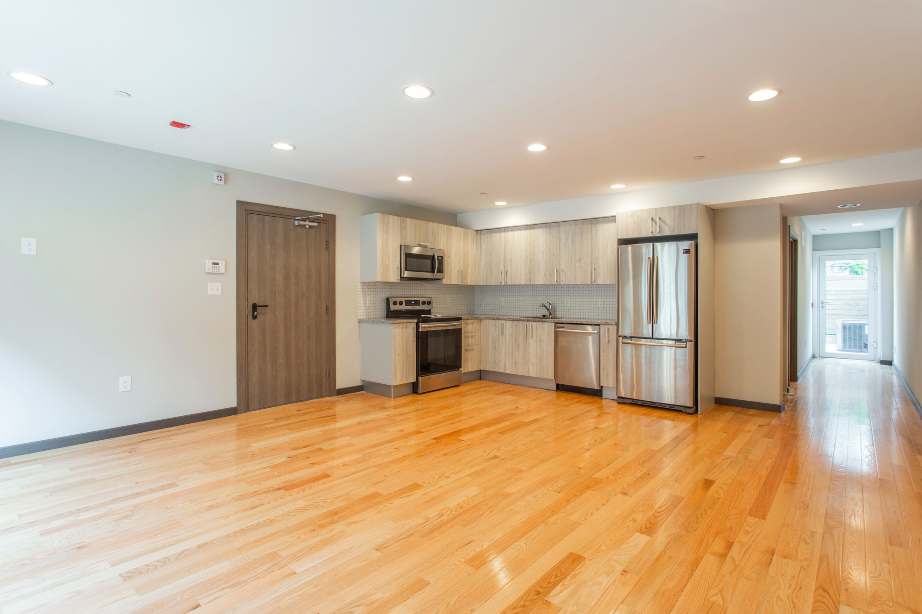 2549-51 MONTROSE ST Unit A