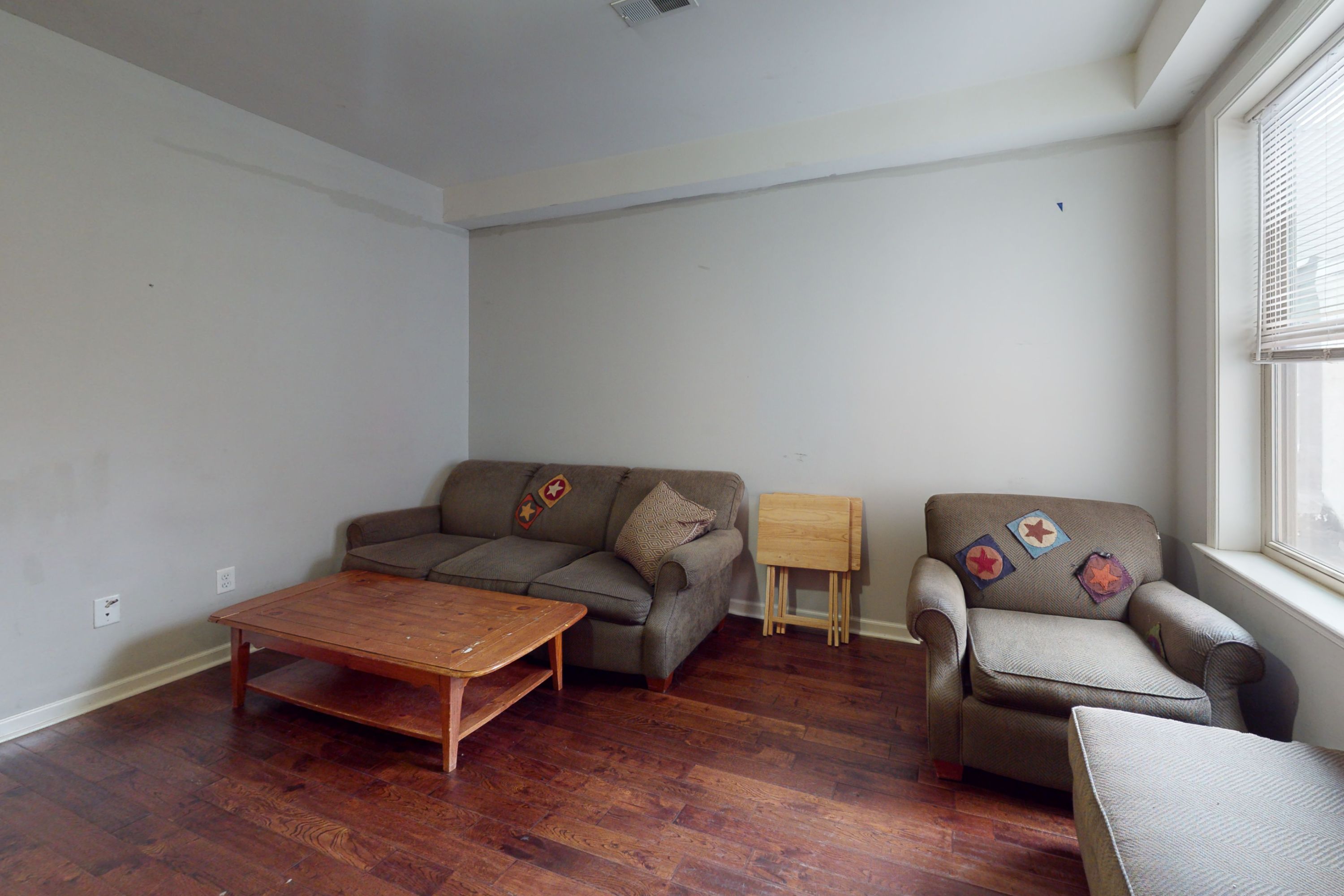 1628 WILLINGTON ST Unit 3