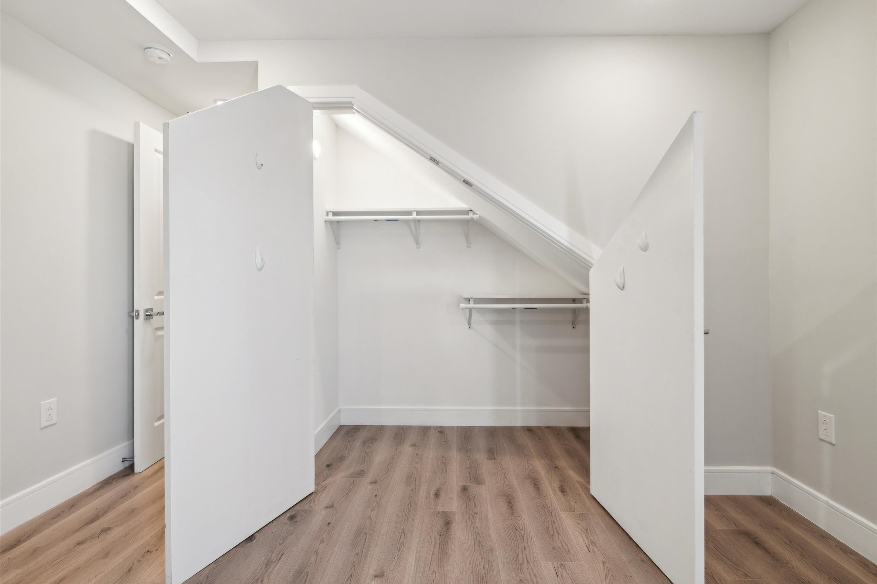 1133 E COLUMBIA AVE Unit 603