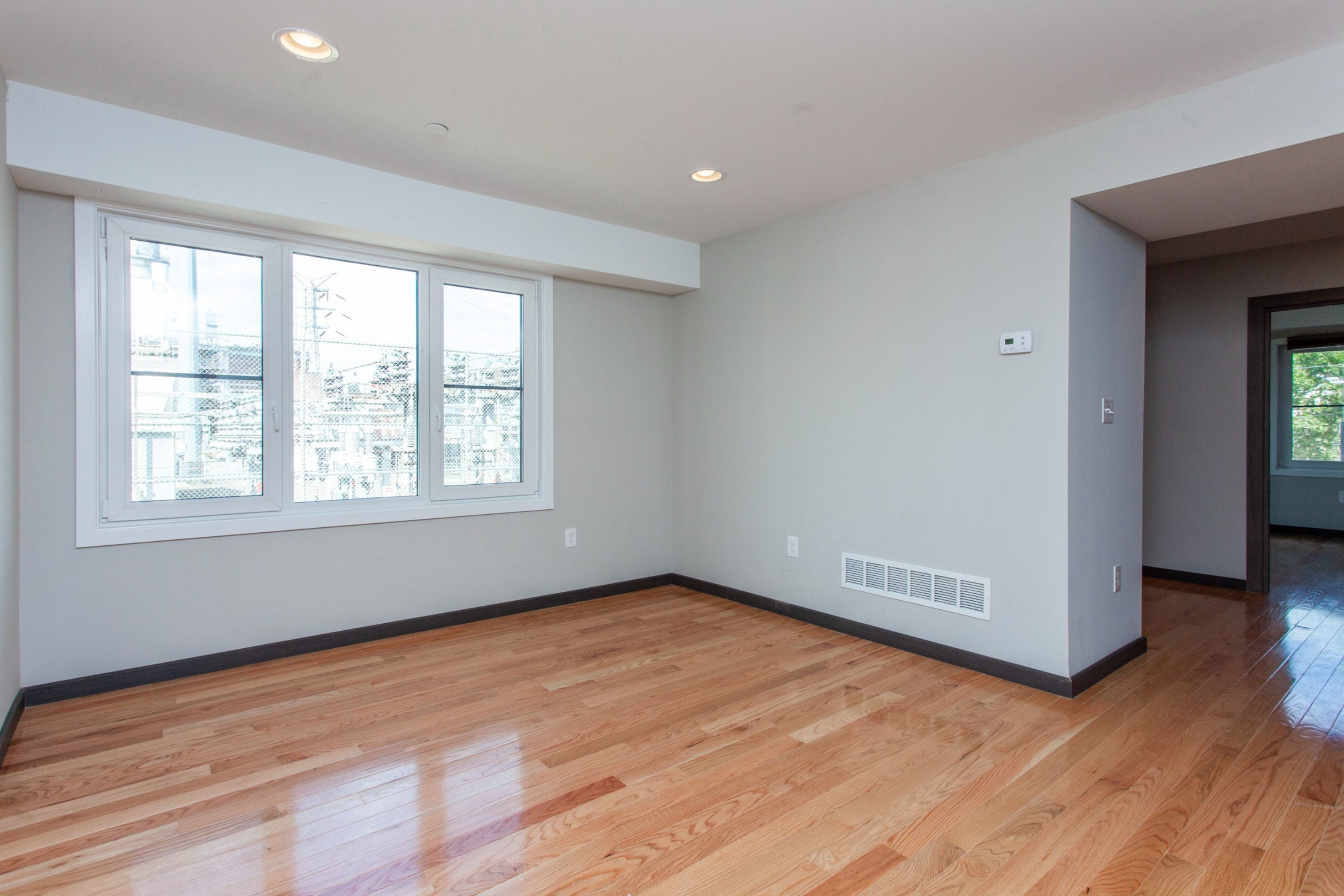 2553 MONTROSE ST Unit B