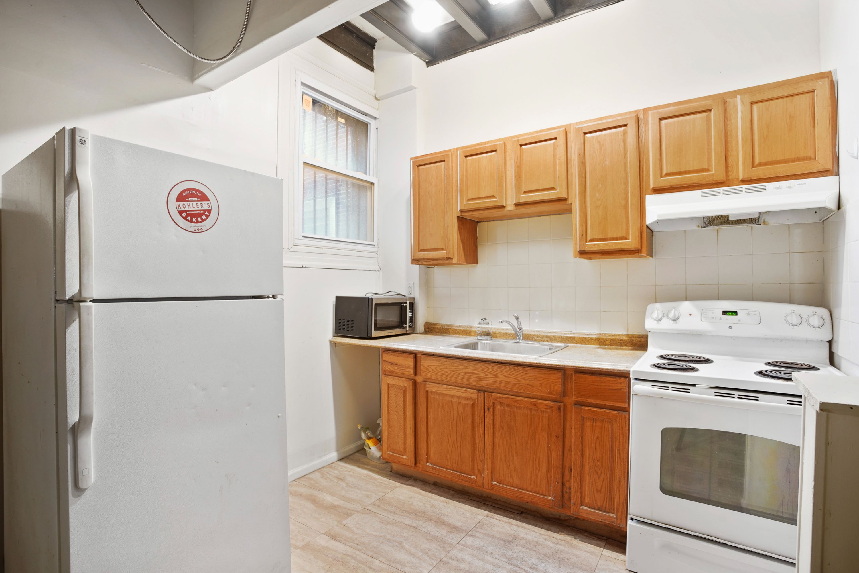 1709 W MONTGOMERY AVE Unit A