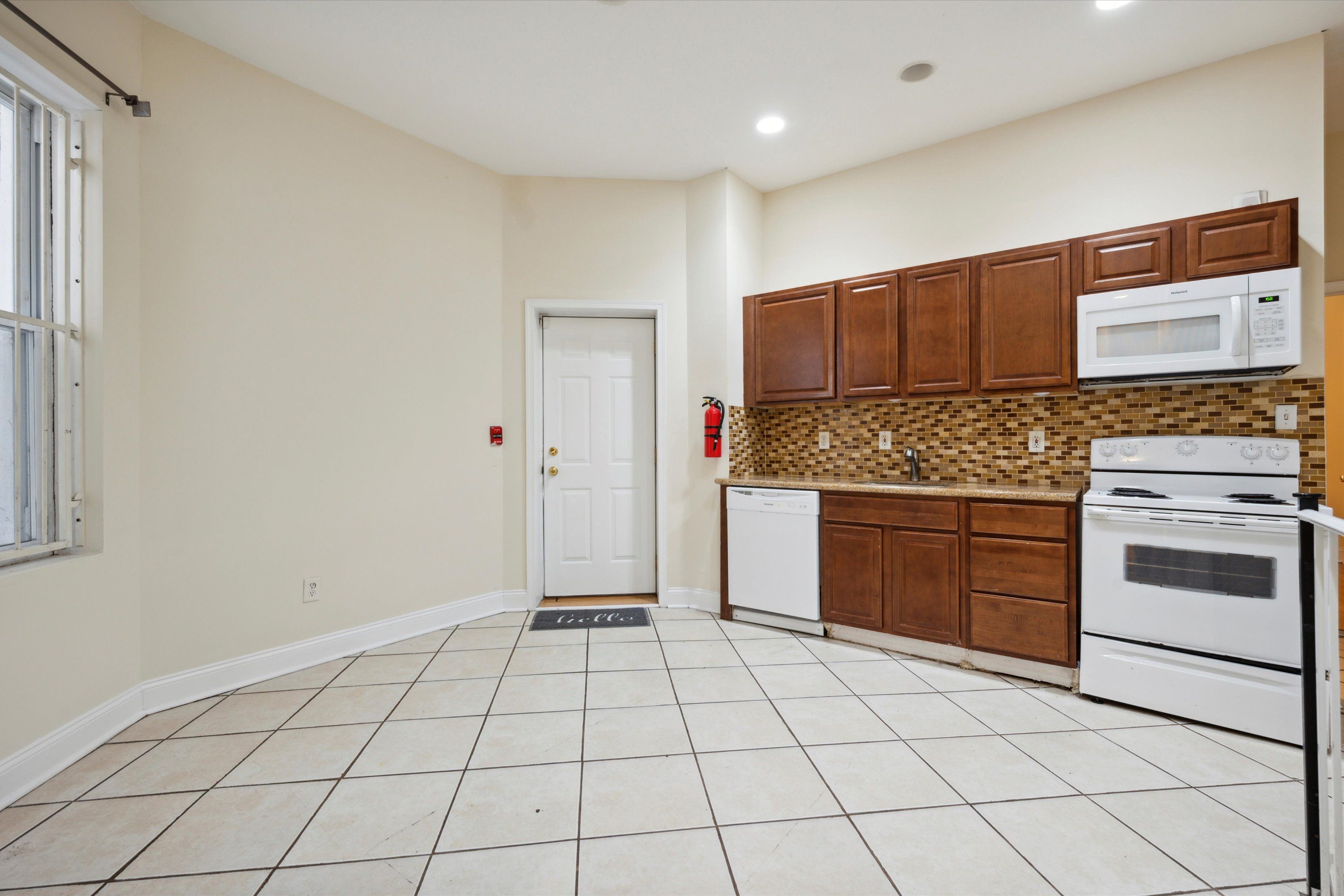 1619 DIAMOND ST Unit 1