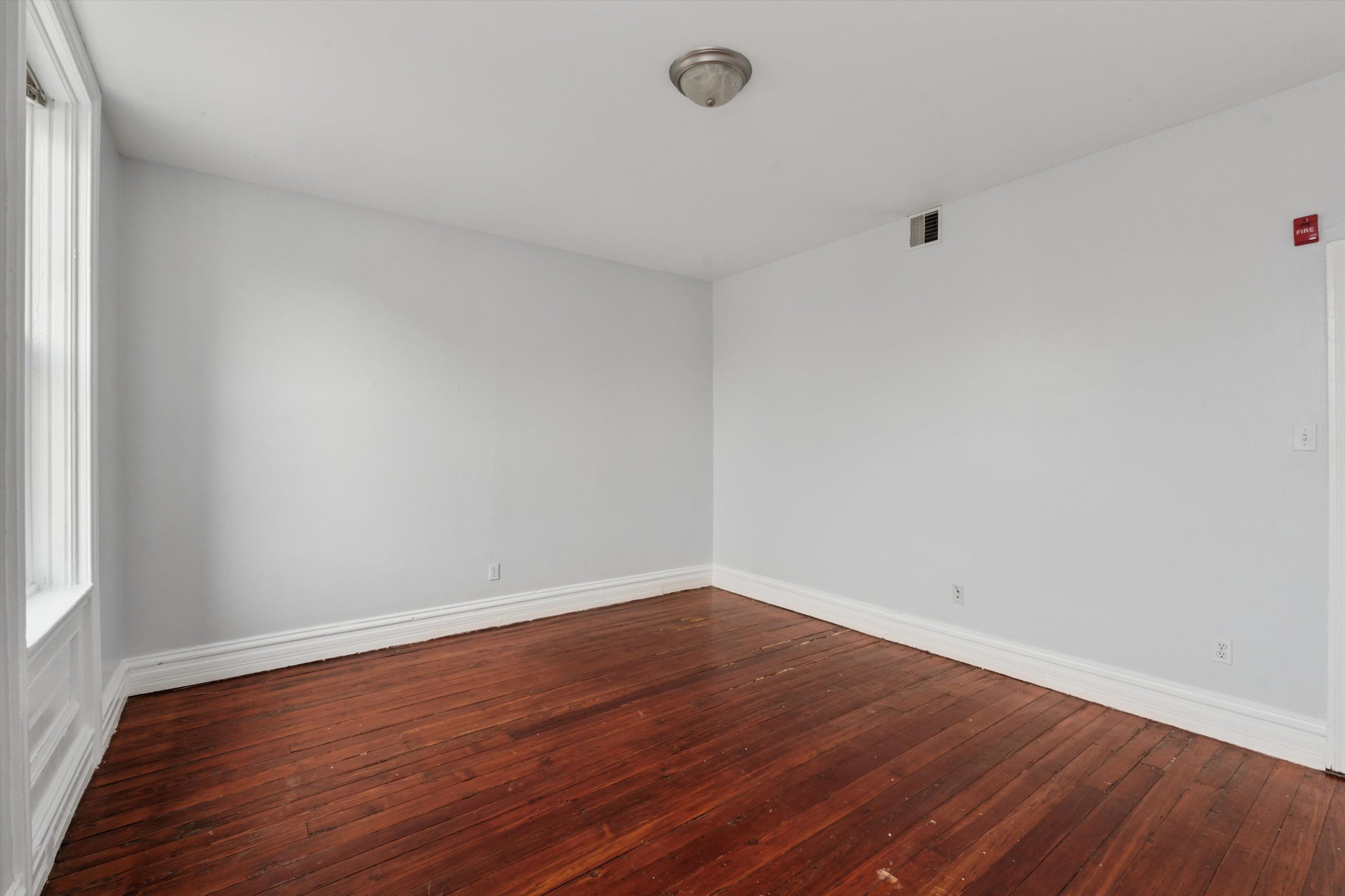 1729 W MONTGOMERY AVE Unit 2