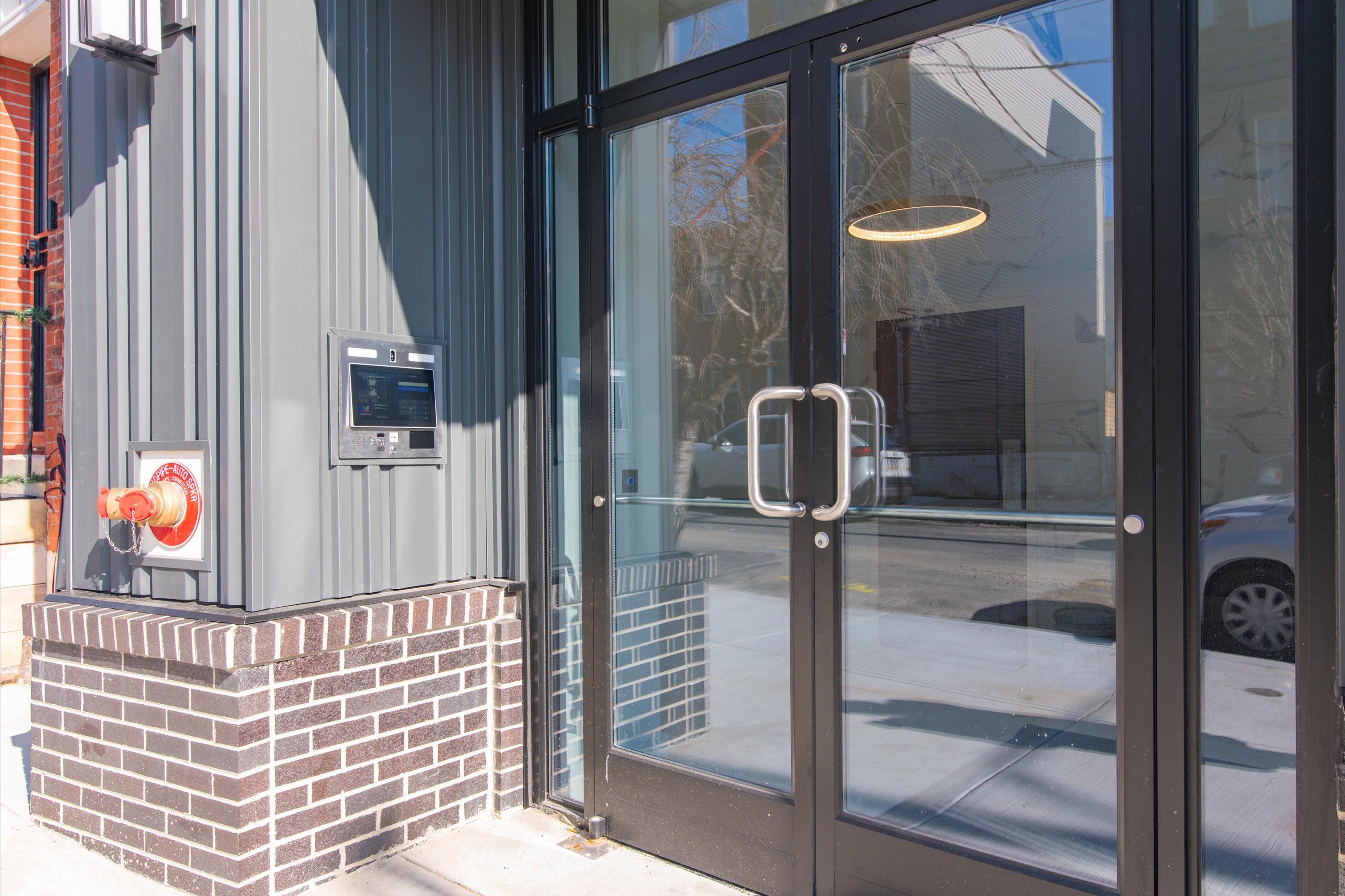 1221 E Fletcher St Unit 202