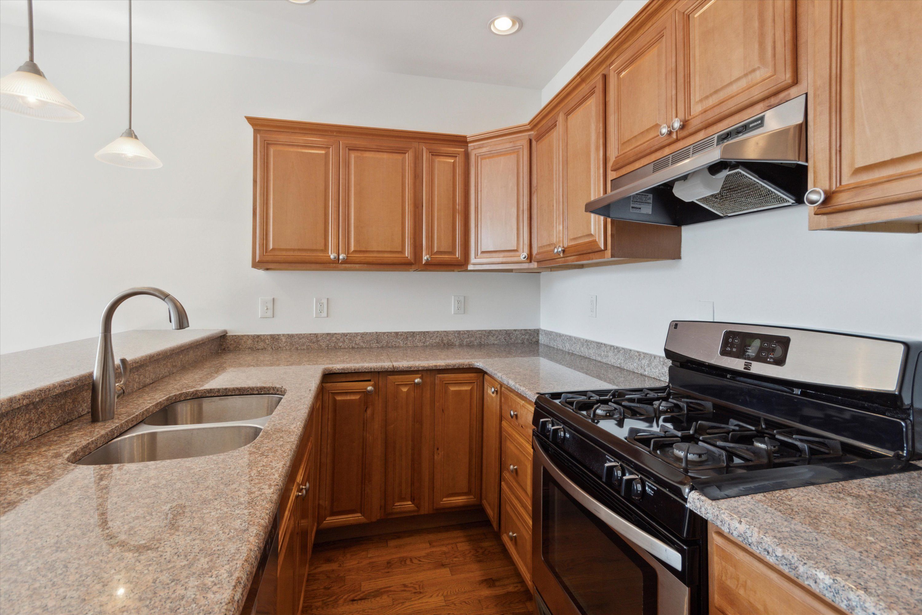 1629 GERMANTOWN AVE Unit 1
