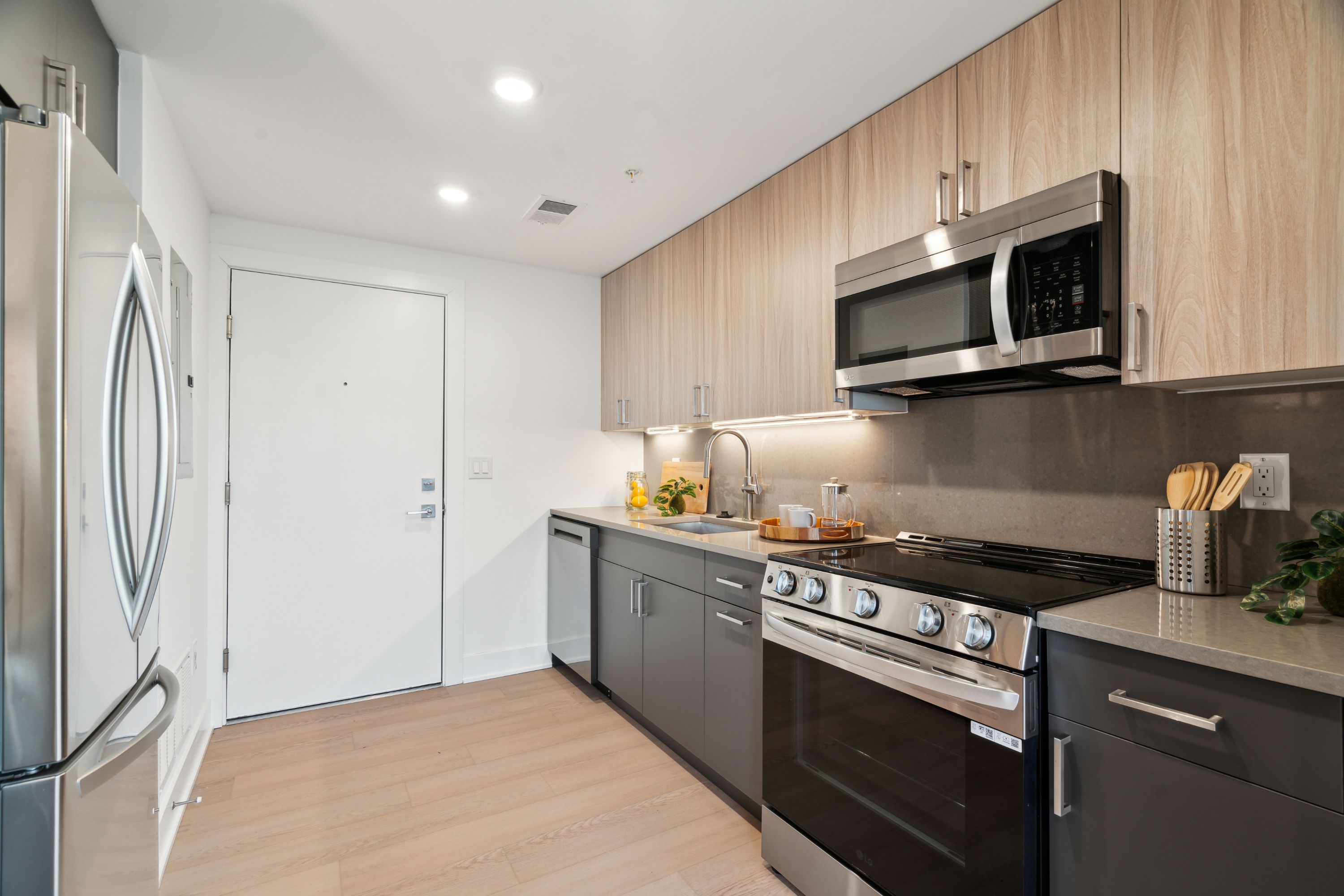 2000 Dreer St Unit 403
