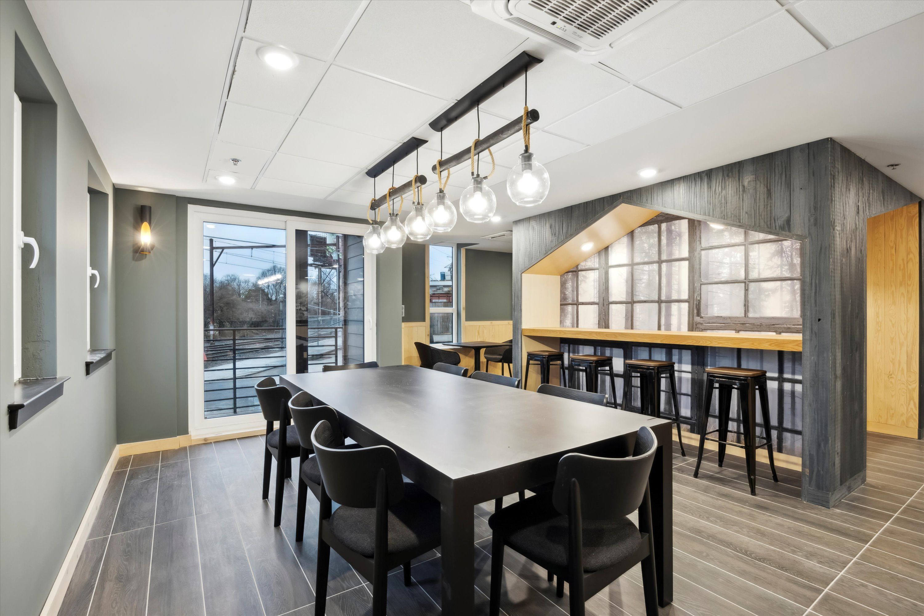 3449 SCOTTS LANE Unit A414
