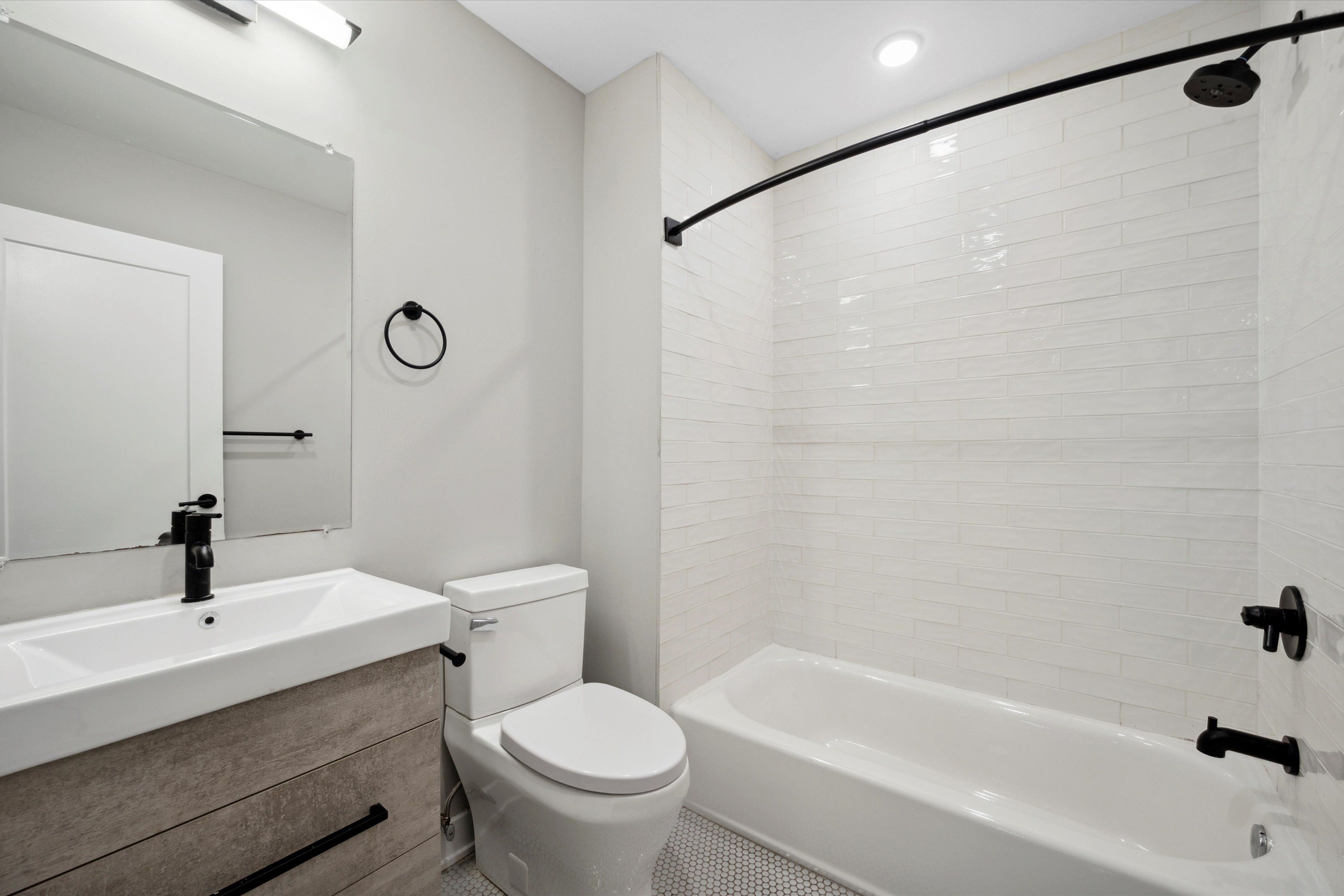 1841-43 N Gratz ST Unit C3