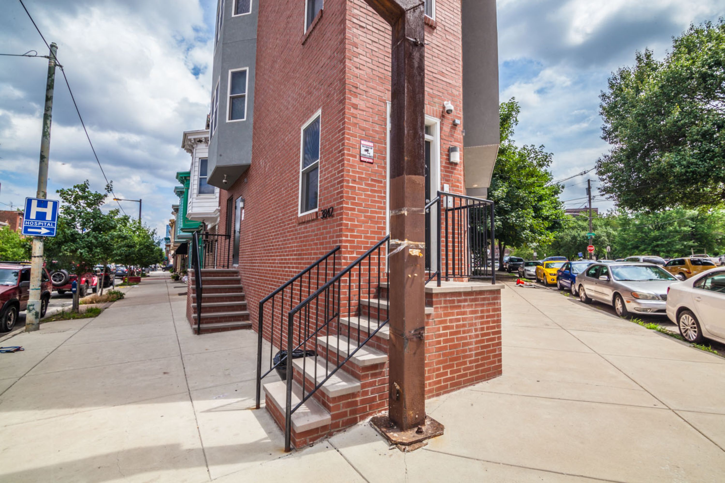 3842 LANCASTER AVE Unit 2