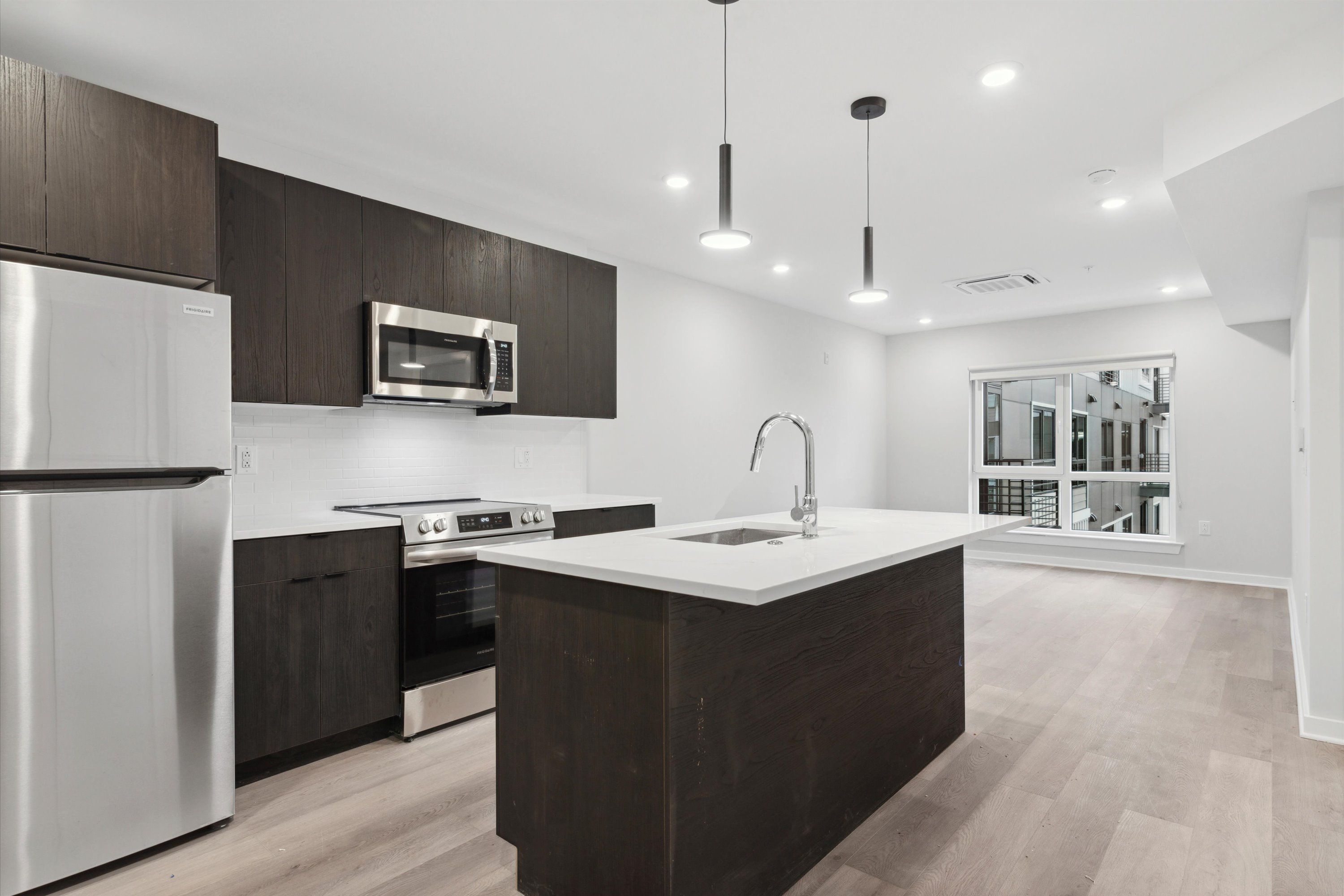 3449 SCOTTS LANE Unit B323