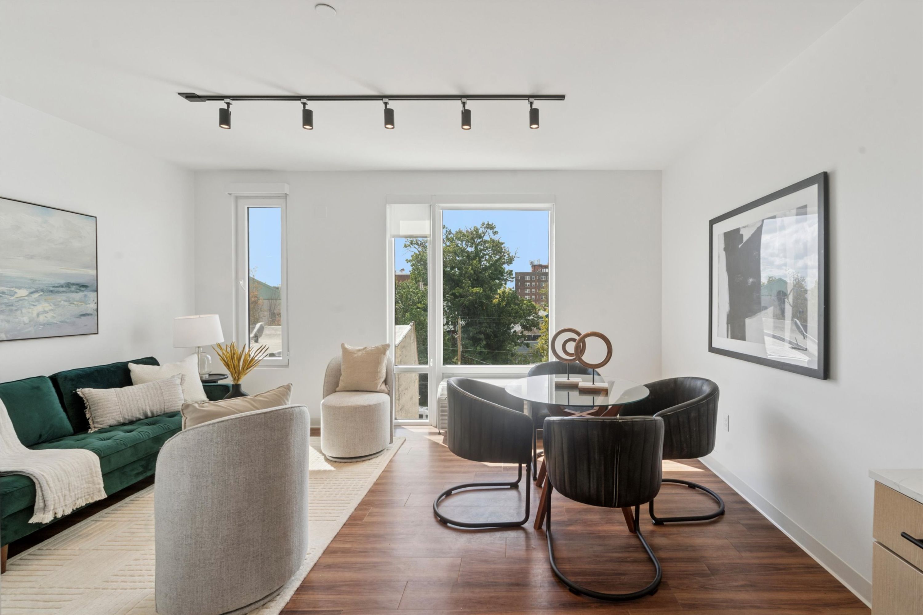 4240 Chestnut St Unit 710