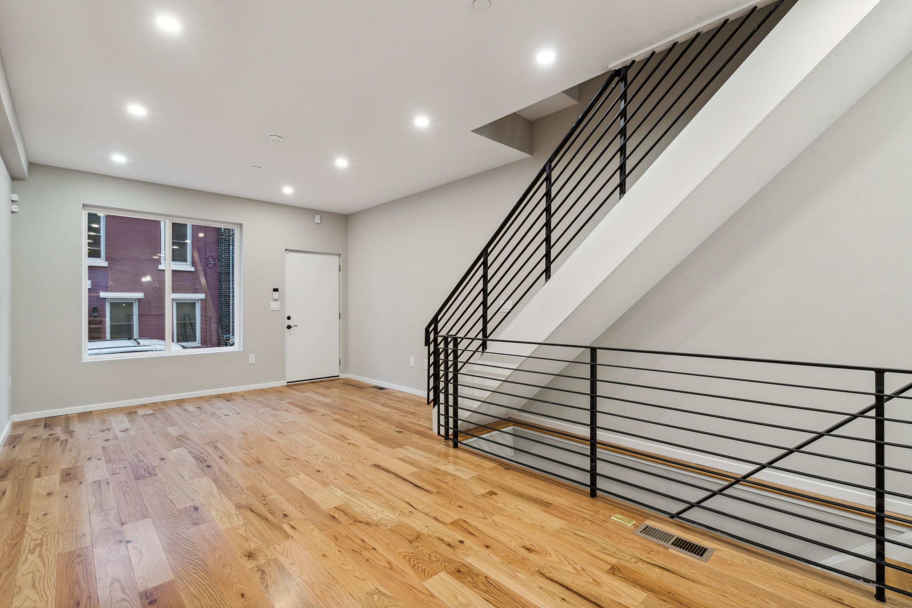 1713 SEYBERT ST